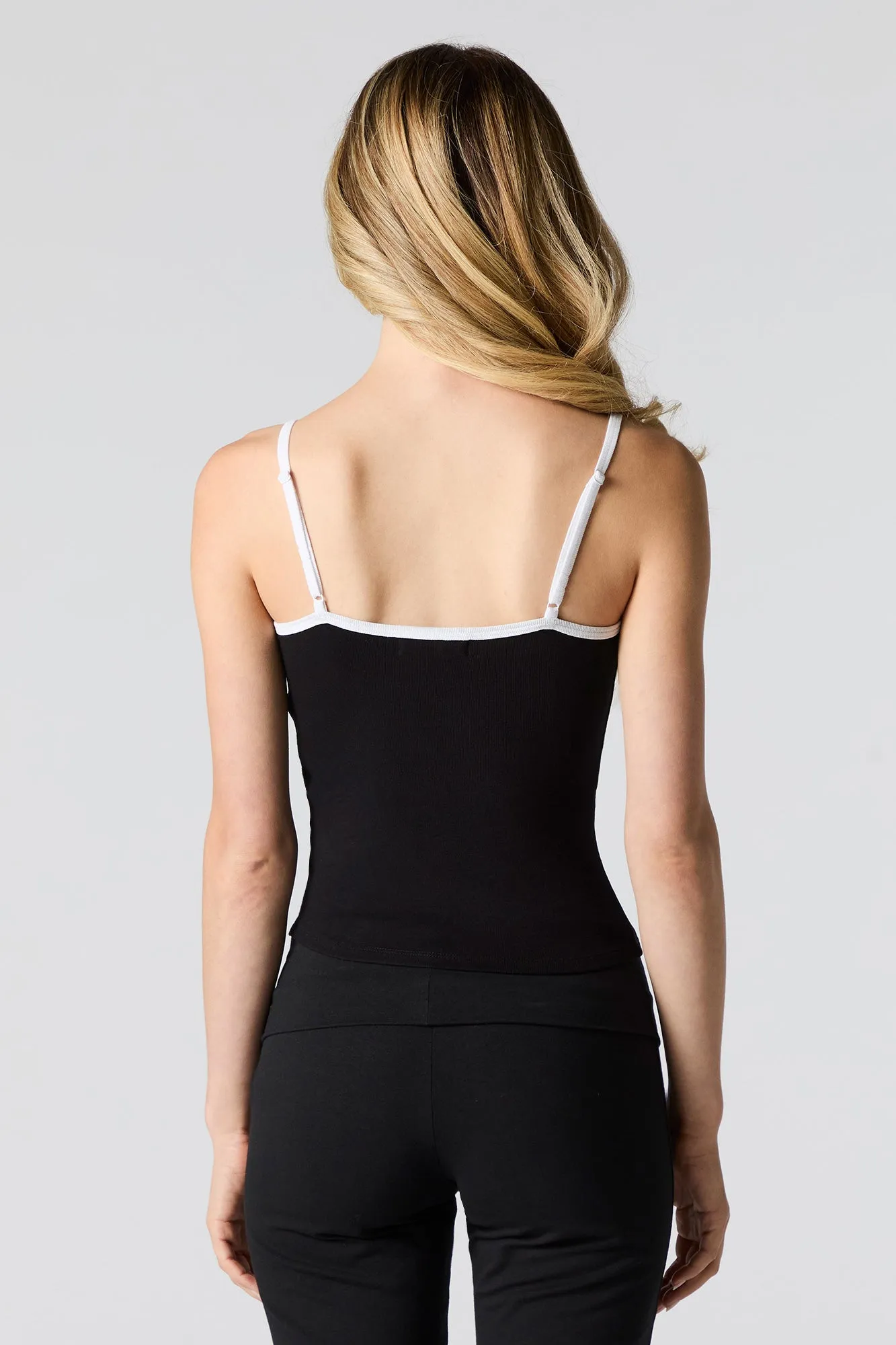 Camisole côtelée avec liséré de dentelle contrastant sold by Urban Planet product image thumbnail 5