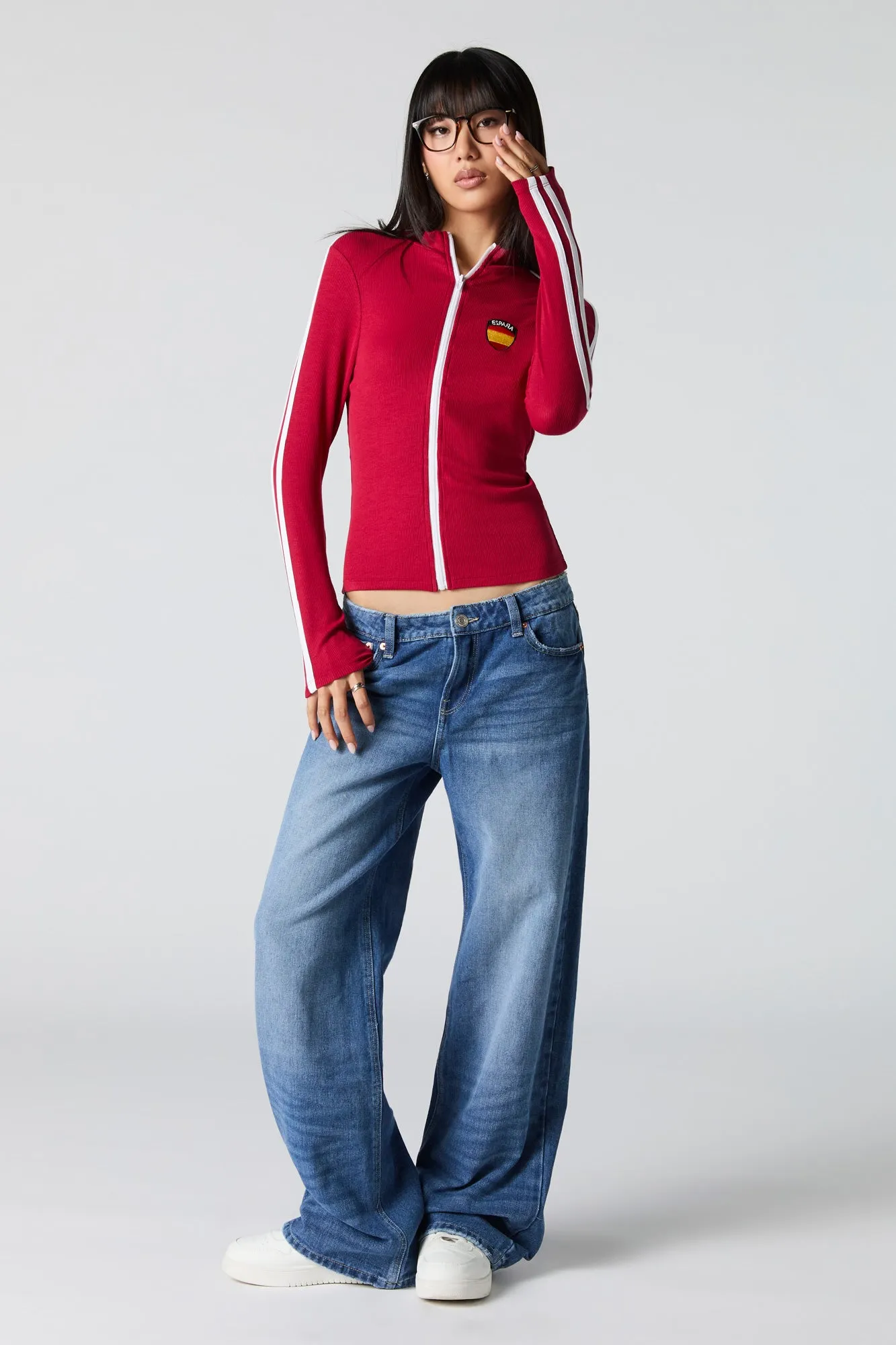 Haut sport côtelé avec motif brodé et fermeture à glissière sold by Urban Planet product image thumbnail 3