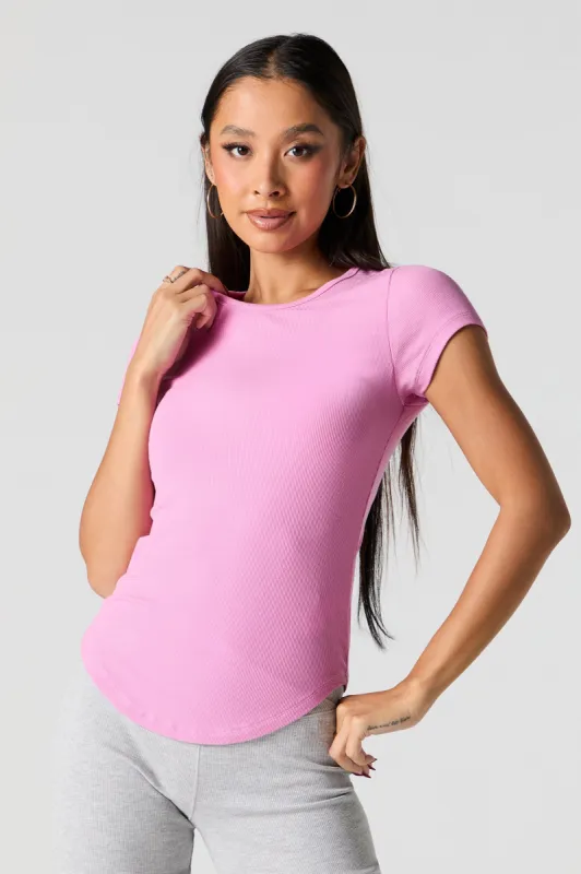 T-shirt côtelé avec ourlet arrondi sold by Urban Planet