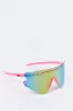 Lunettes de soleil sport sold by Urban Planet