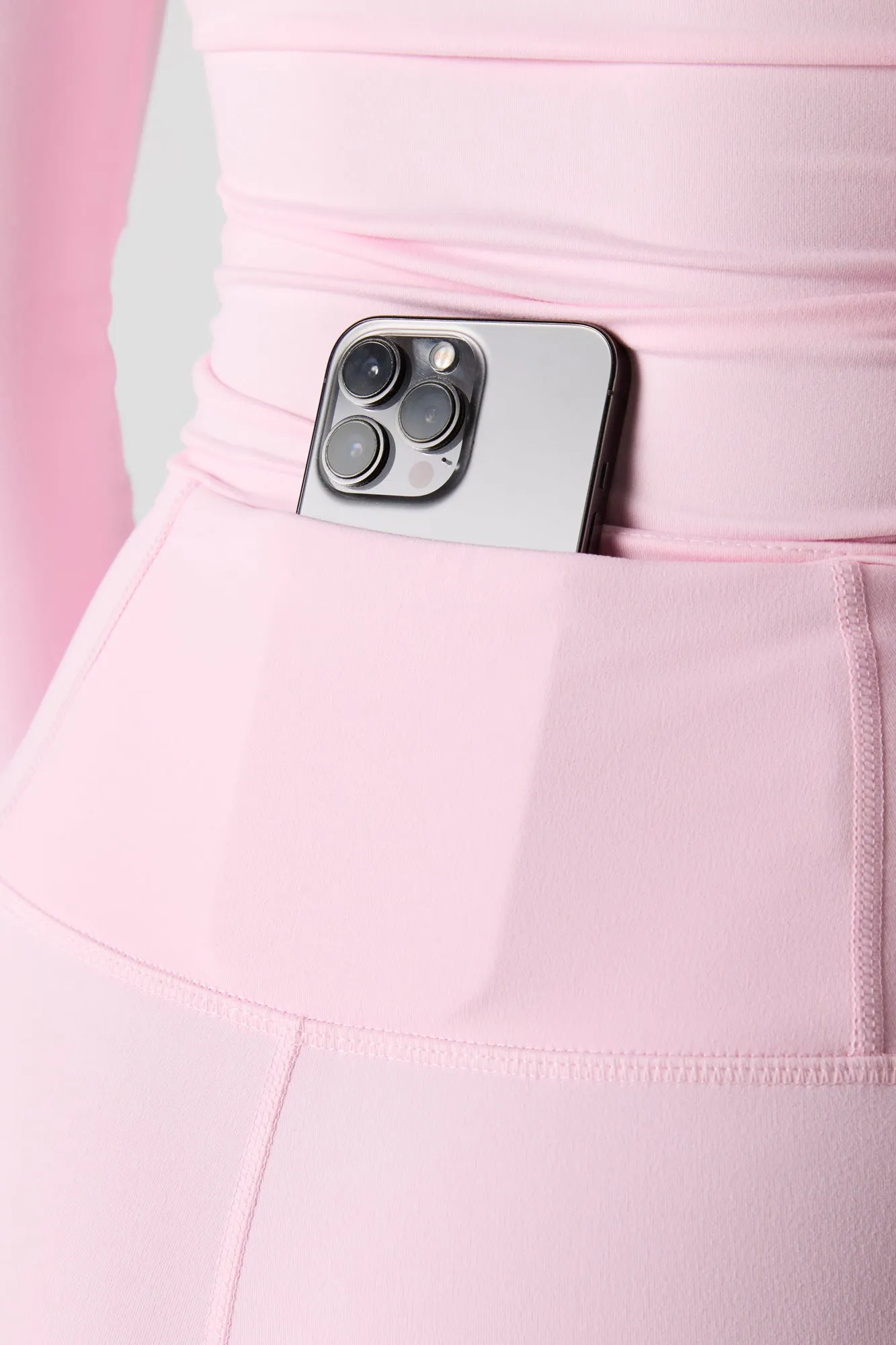 Legging Active à jambe évasée sold by Urban Planet product image thumbnail 4