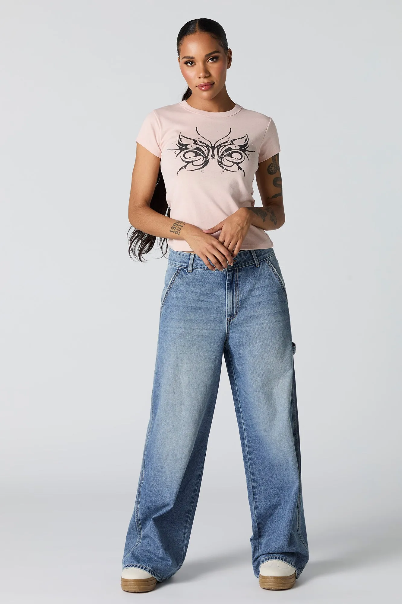 T-shirt ajusté à imprimé Papillon d'aspect usé avec pierres du Rhin sold by Urban Planet product image thumbnail 3