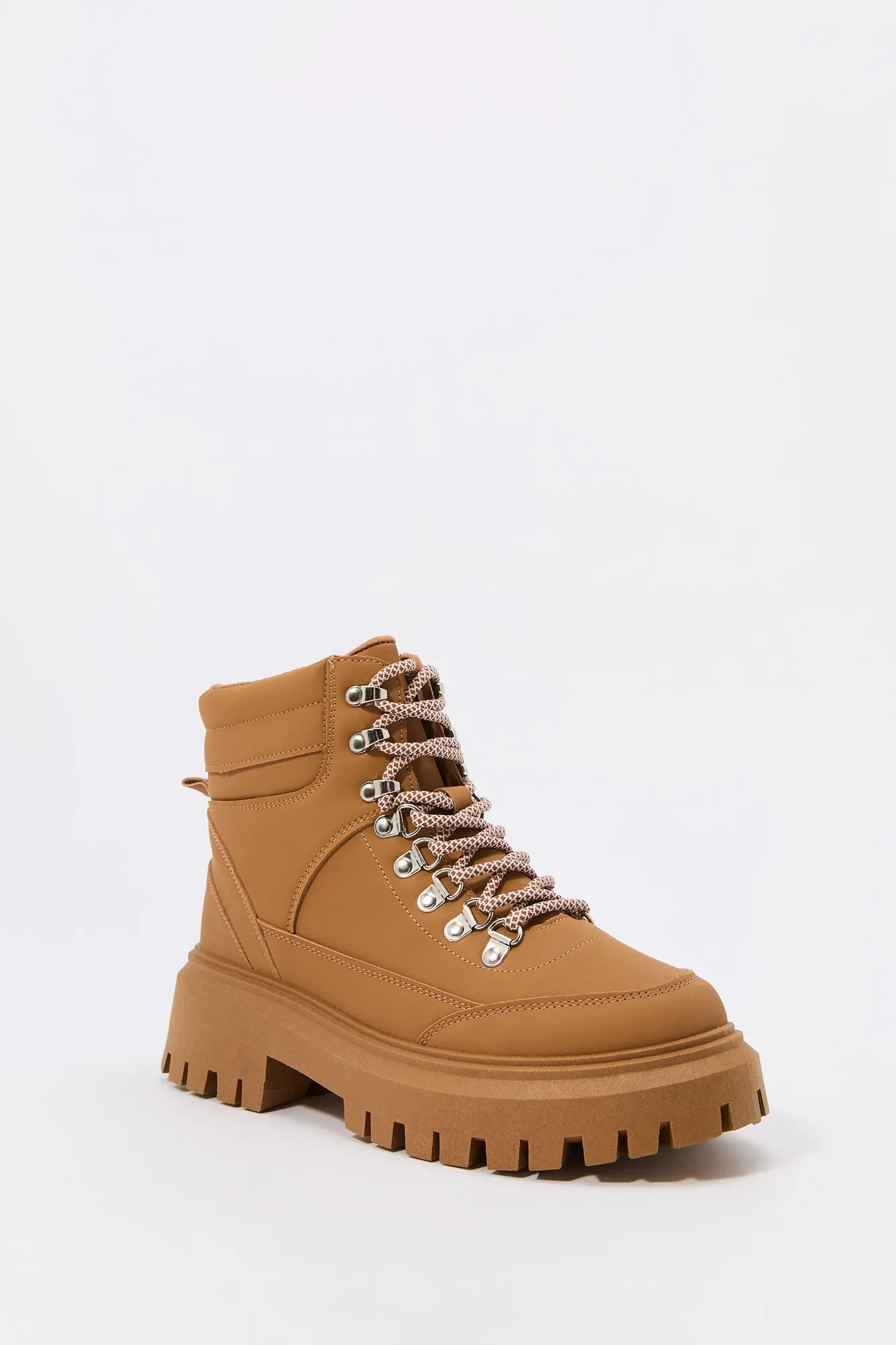 Bottes de randonnée lacées avec anneaux en D sold by Urban Planet product image thumbnail 3