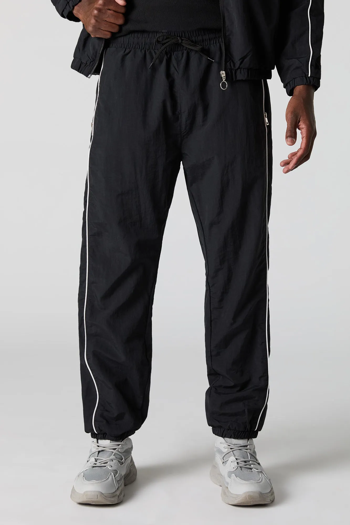 Jogger Active en nylon sold by Urban Planet