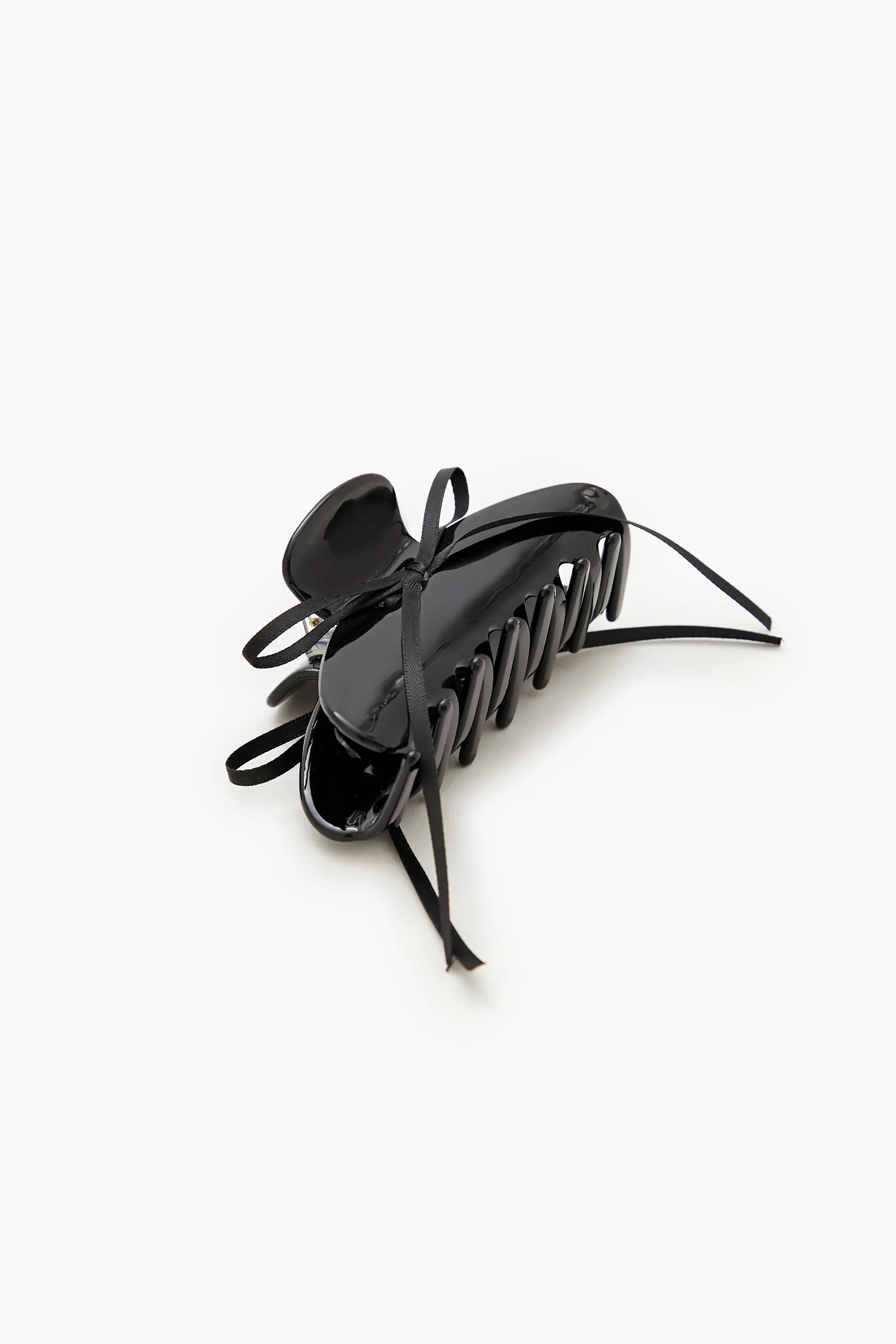 Bow Claw Hair Clip sold by Urban Planet product image thumbnail 2