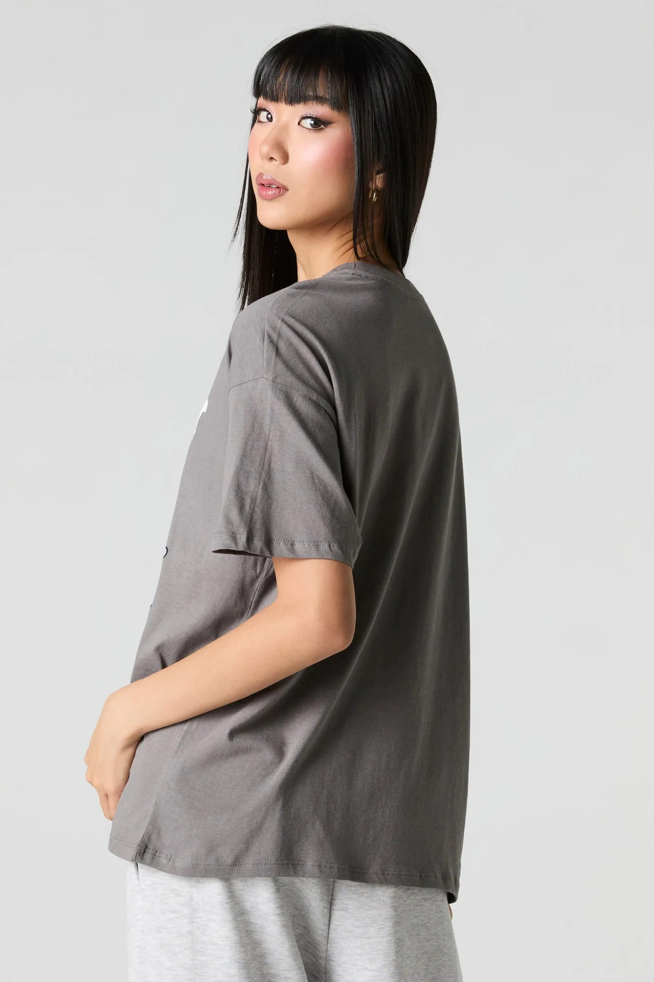 T-shirt coupe garçonne à imprimé matelassé Kuromi sold by Urban Planet product image thumbnail 2