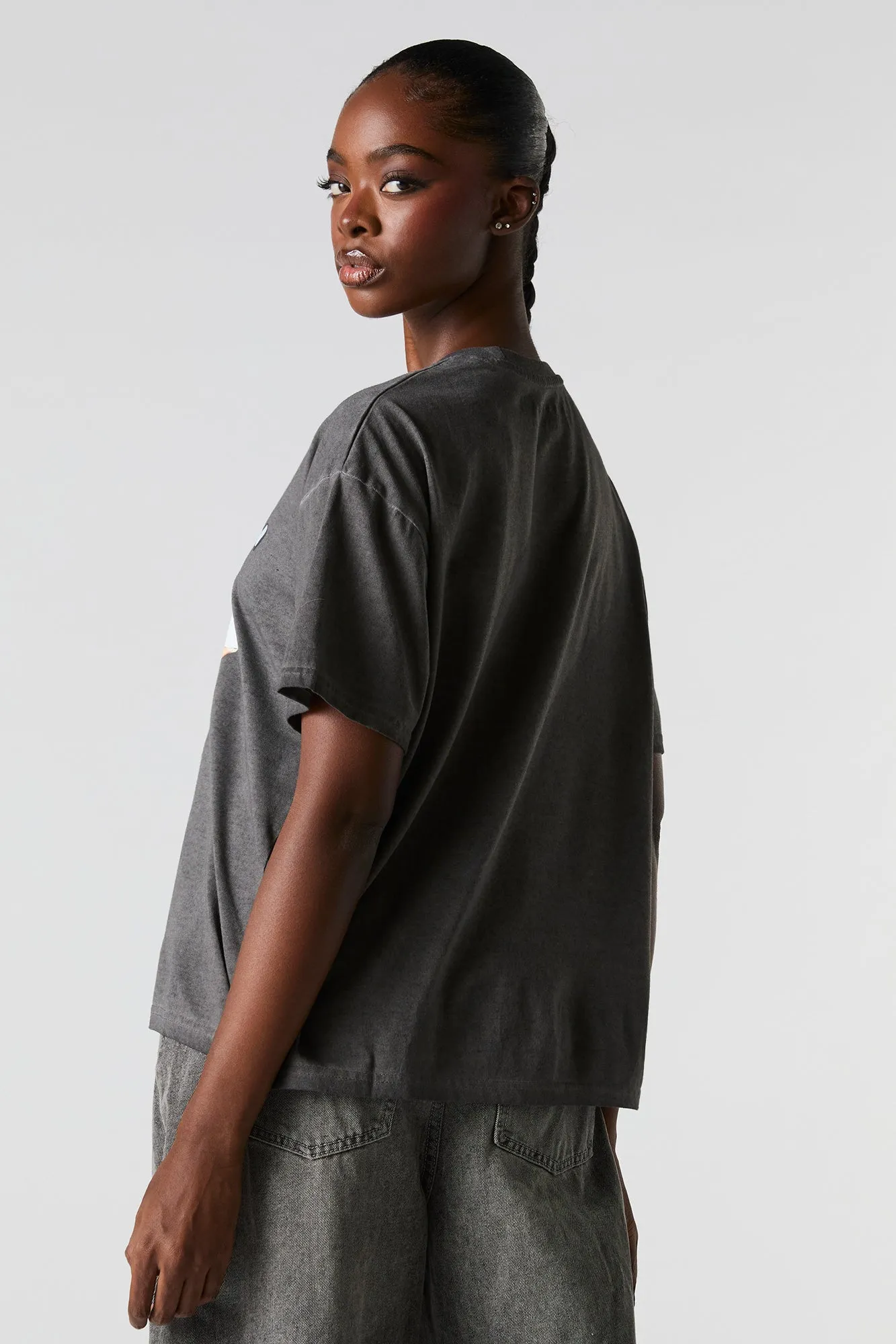 T-shirt de coupe garçonne délavé à imprimé Aaliyah sold by Urban Planet product image thumbnail 2