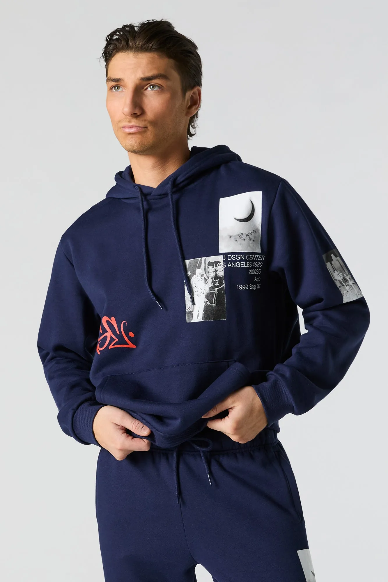 Haut à capuchon en molleton à imprimé A en graffitis sold by Urban Planet