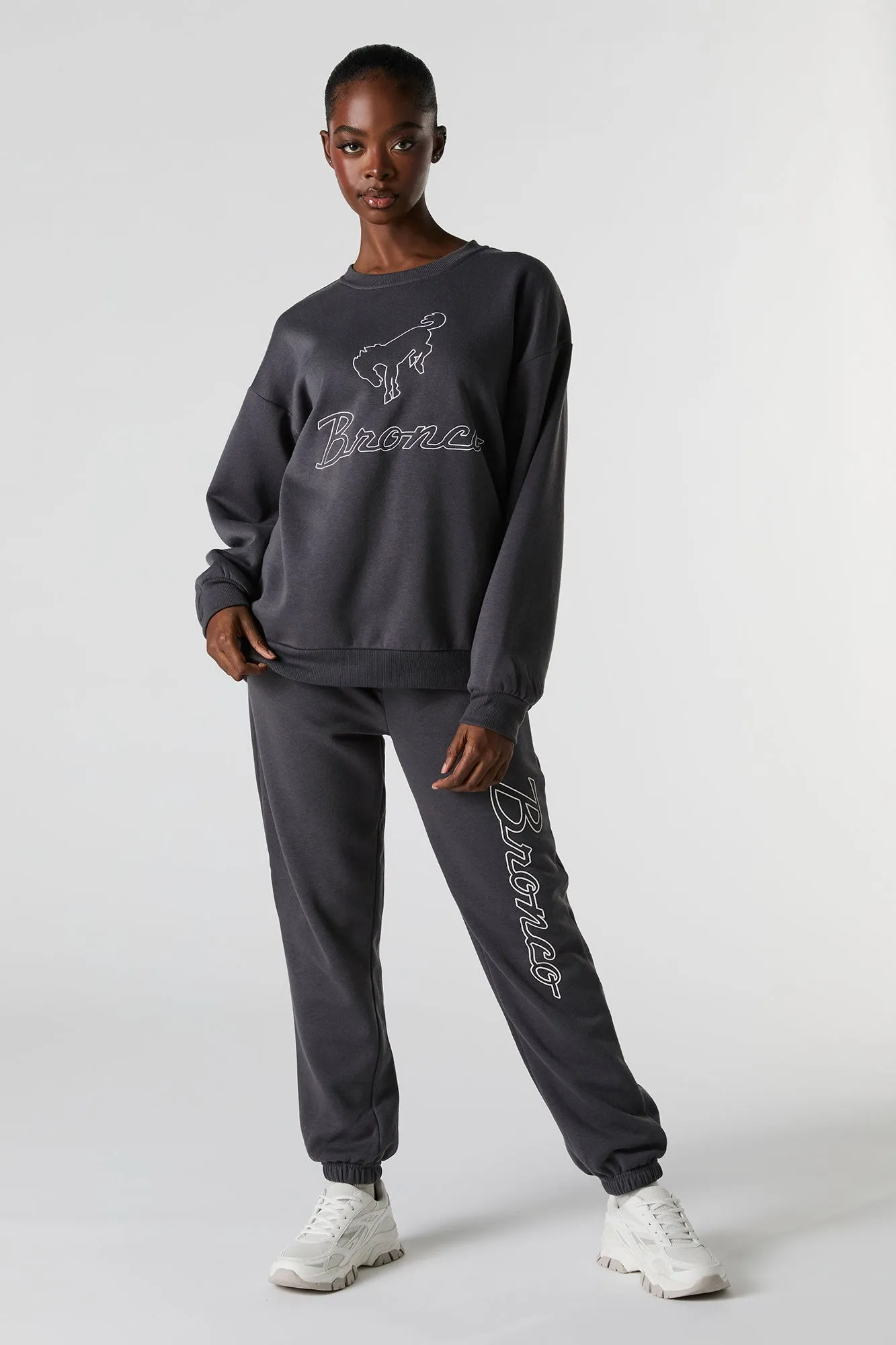 Jogger en molleton avec motif brodé Ford Bronco sold by Urban Planet