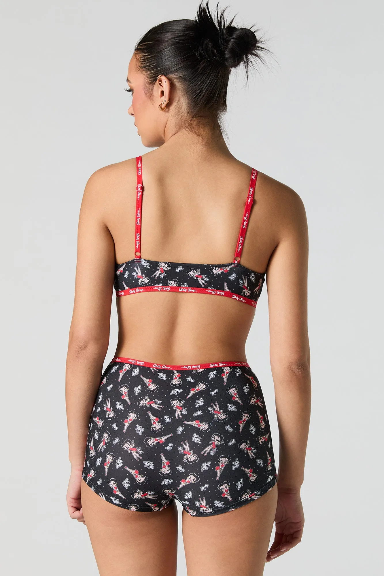 Ensemble avec bralette triangulaire et caleçon à imprimé Betty Boop sold by Urban Planet product image thumbnail 3