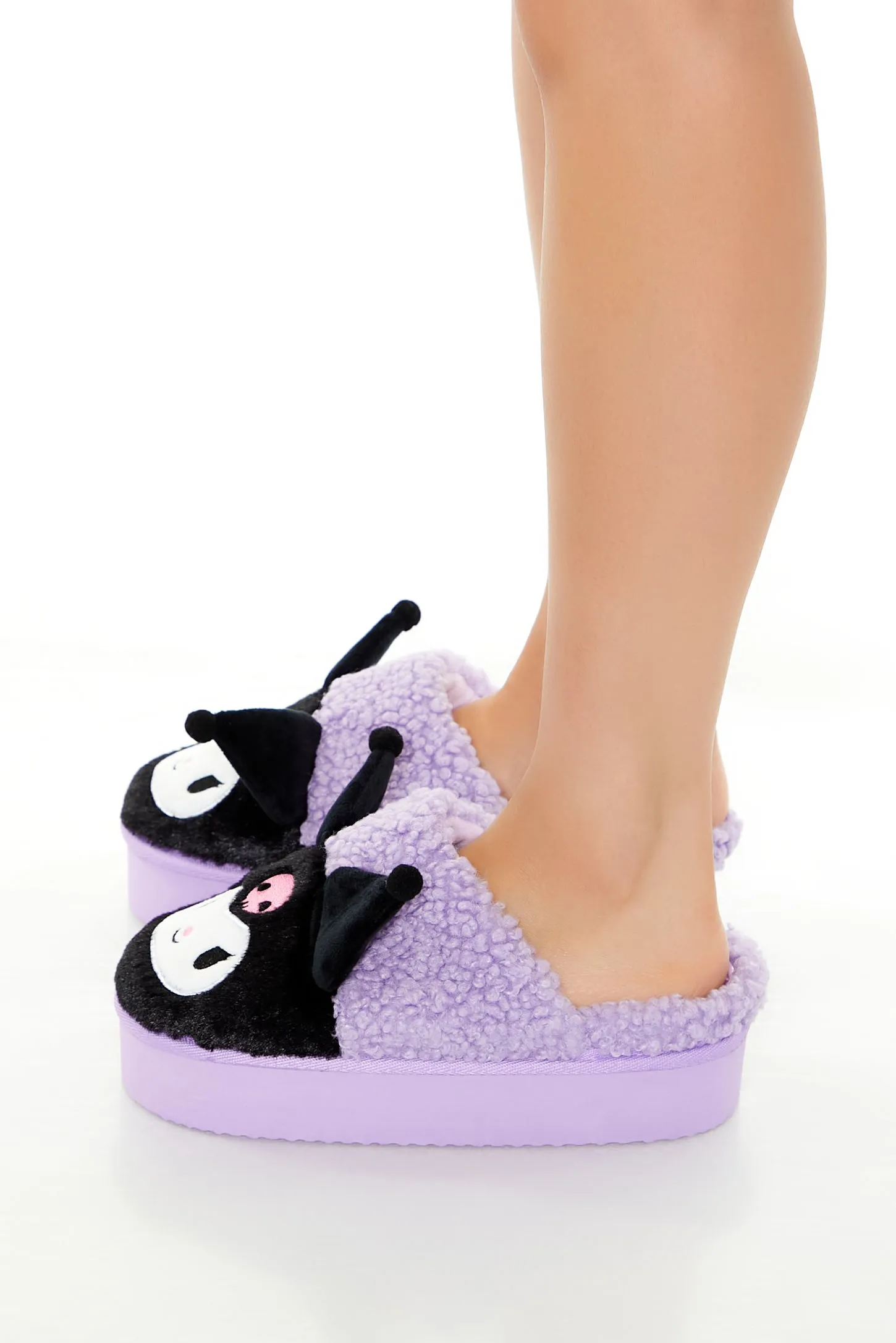 Pantoufles plateforme à imprimé Kuromi sold by Urban Planet product image thumbnail 3