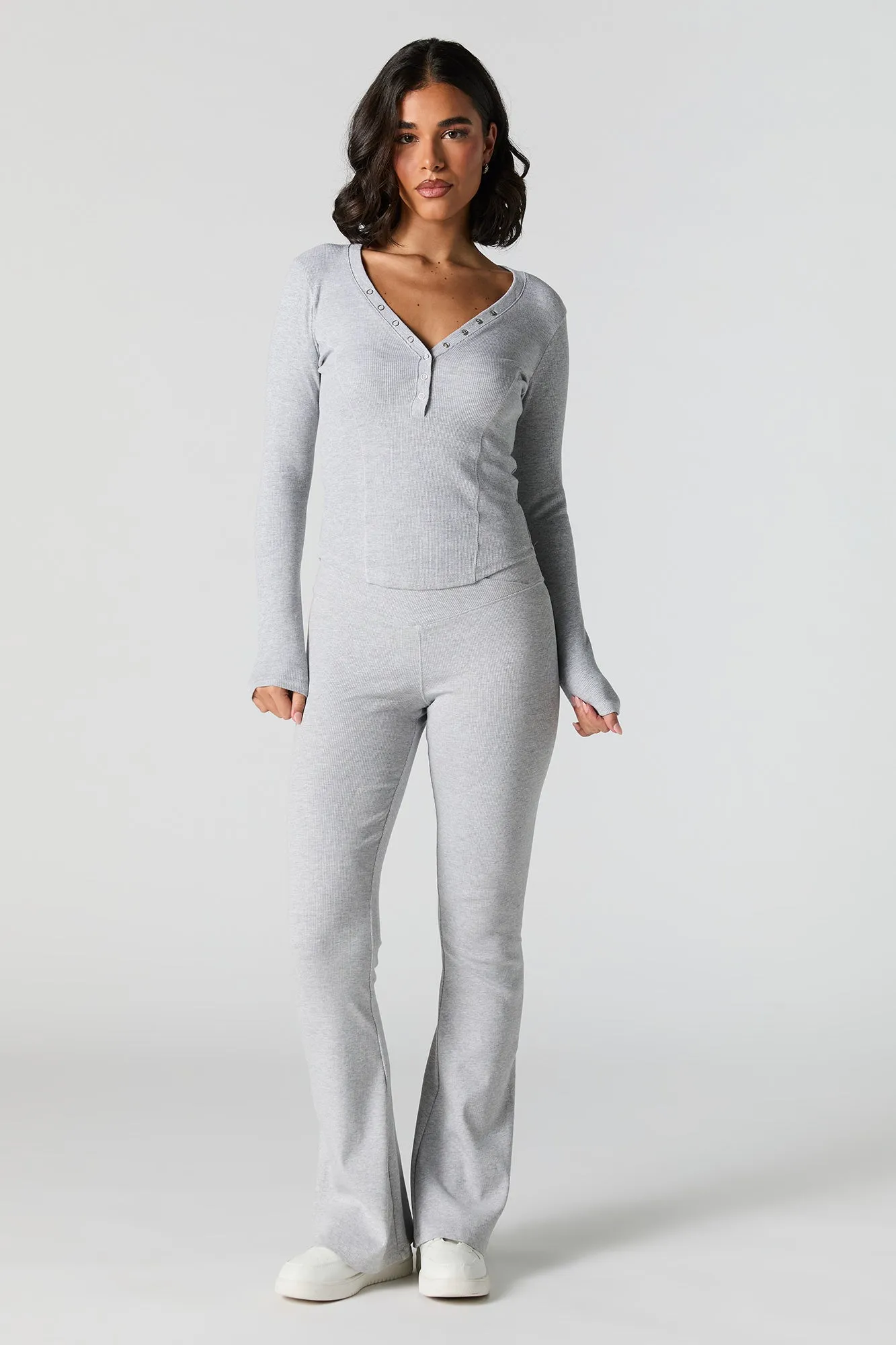Haut Henley côtelé à manches longues avec ourlet arrondi sold by Urban Planet product image thumbnail 3