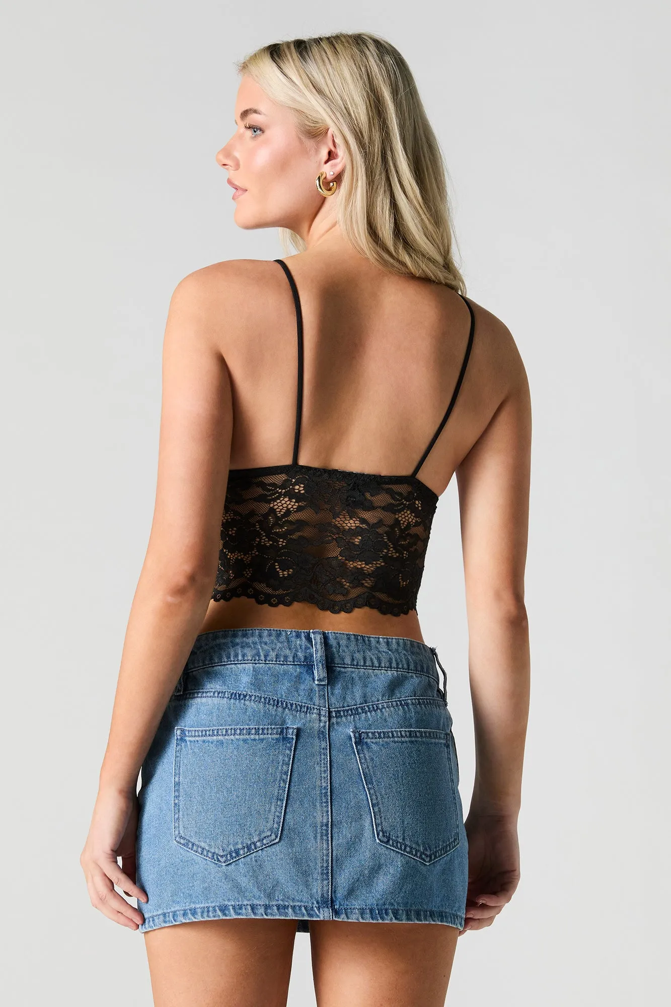 Minicami en dentelle florale sold by Urban Planet product image thumbnail 5