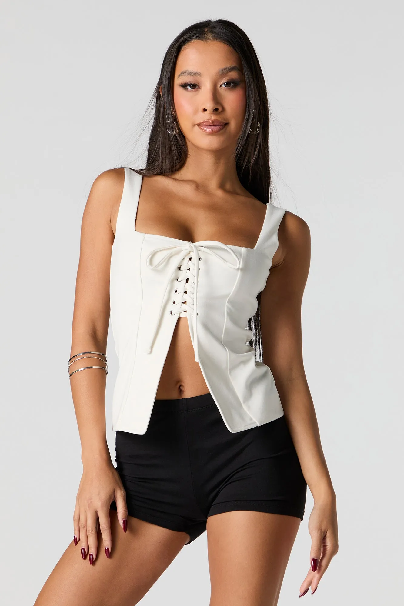 Débardeur lacé avec encolure carrée sold by Urban Planet