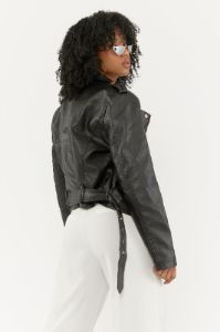 Blouson en similicuir avec ceinture sold by Urban Planet