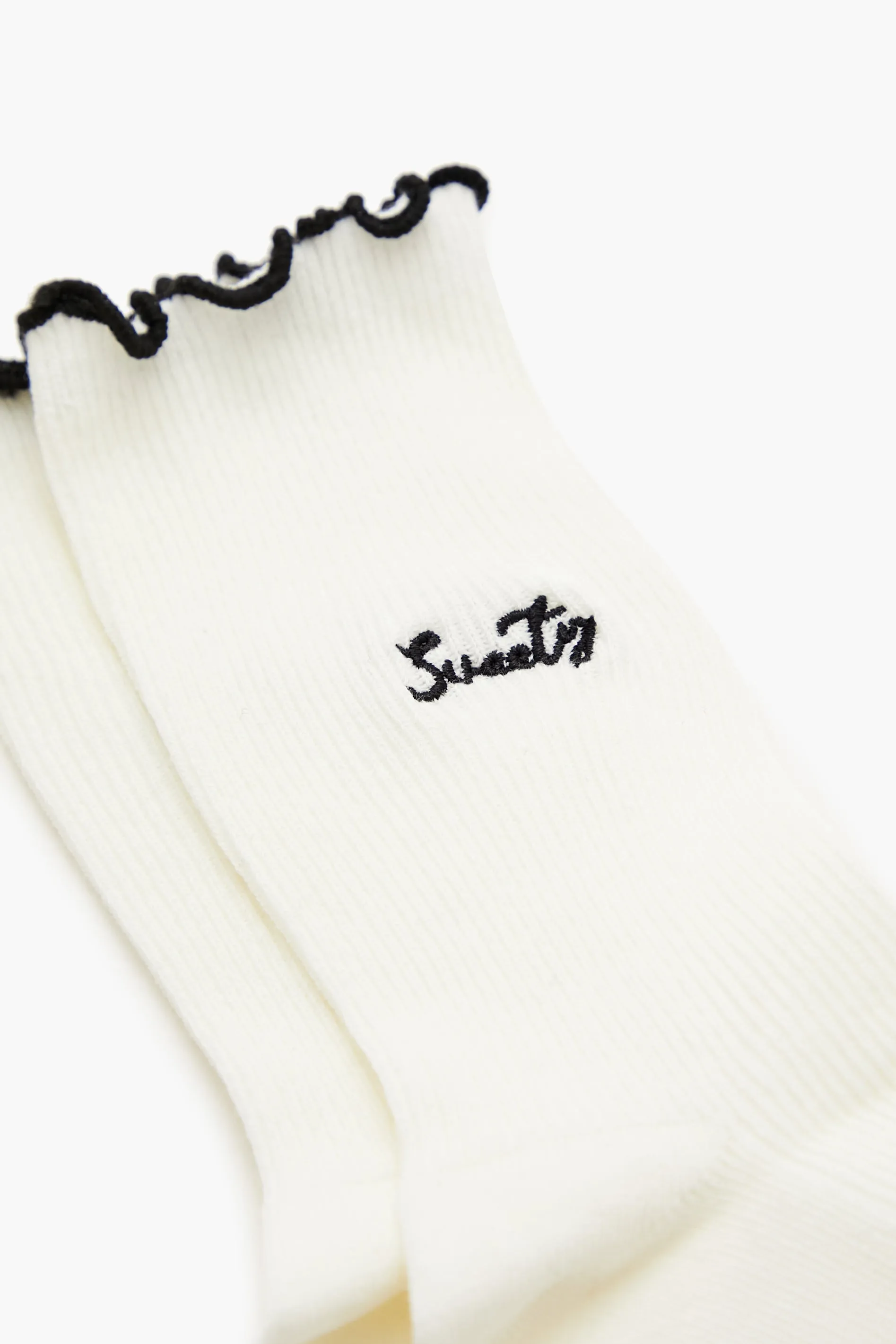 Lettuce Edge Sweety Crew Socks sold by Urban Planet product image thumbnail 2