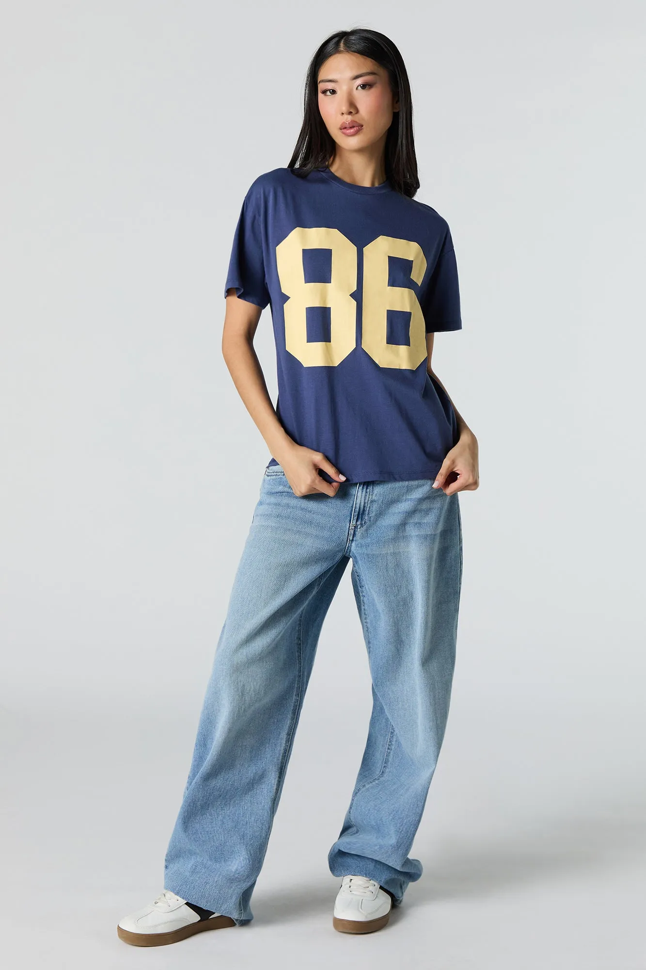 T-shirt de coupe garçonne à imprimé 86 sold by Urban Planet product image thumbnail 3