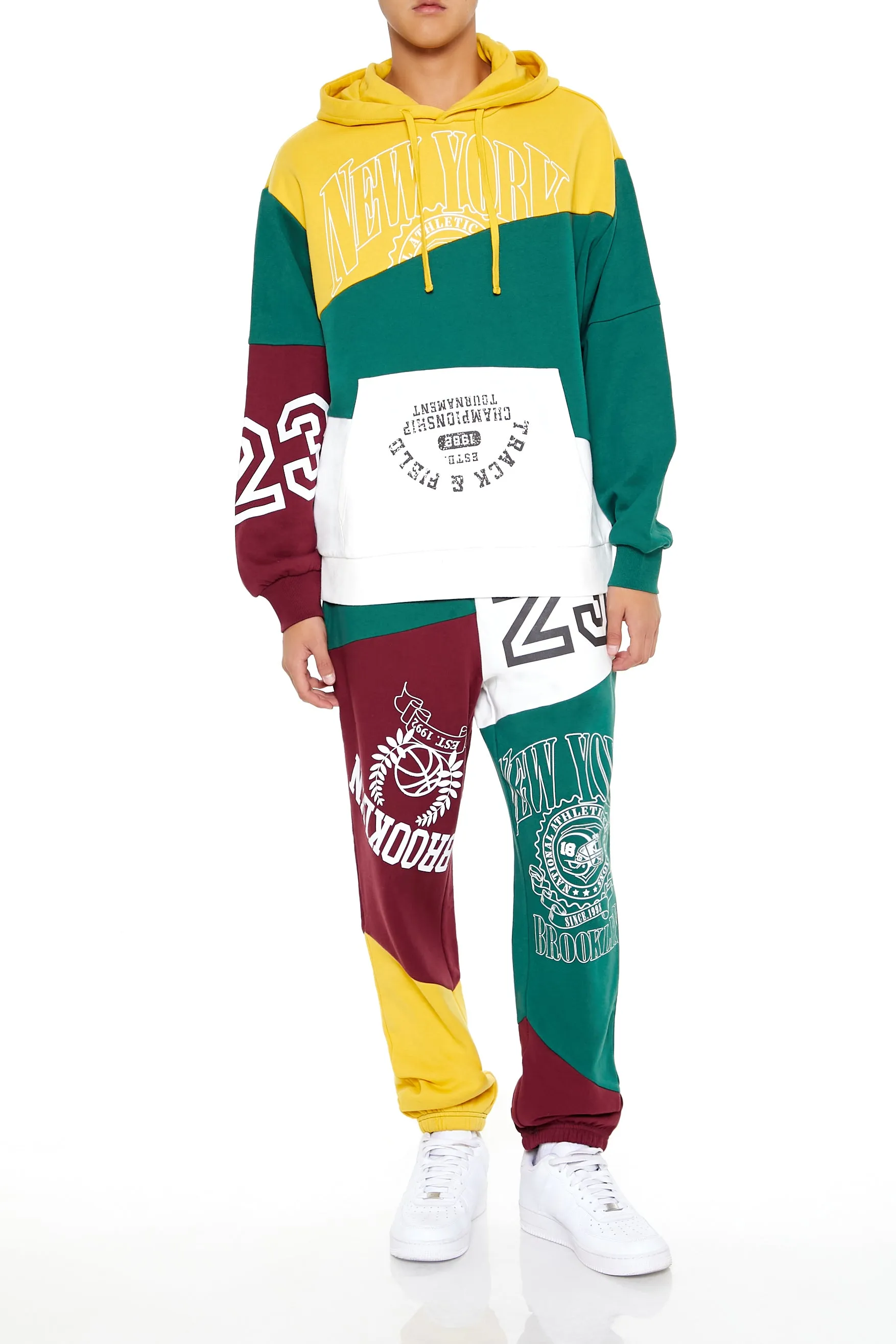 Jogger avec blocs de couleurs et imprimé New York sold by Urban Planet product image thumbnail 2