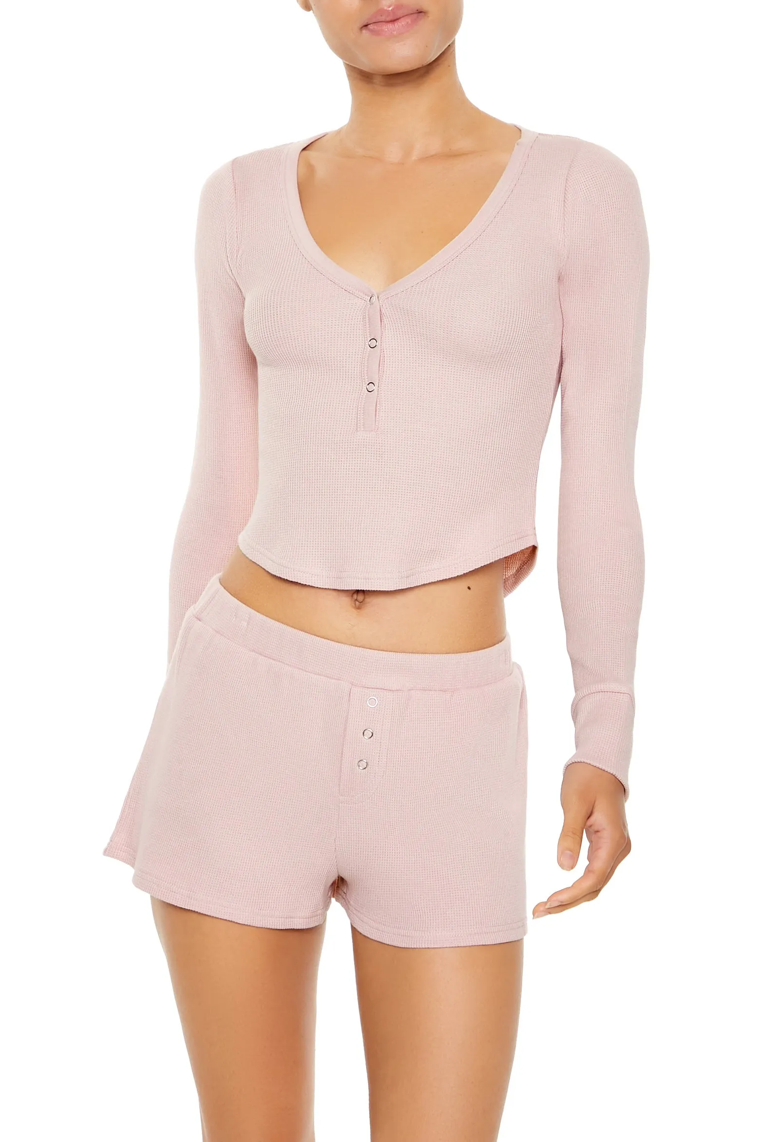 Ensemble pyjama avec haut Henley et short sold by Urban Planet product image thumbnail 3