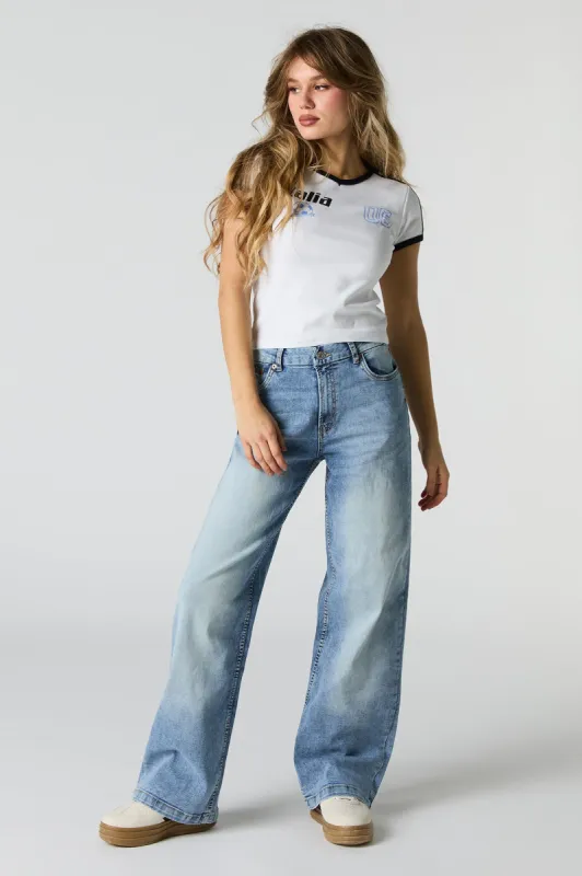 Jean courbe à jambe large extensible sold by Urban Planet