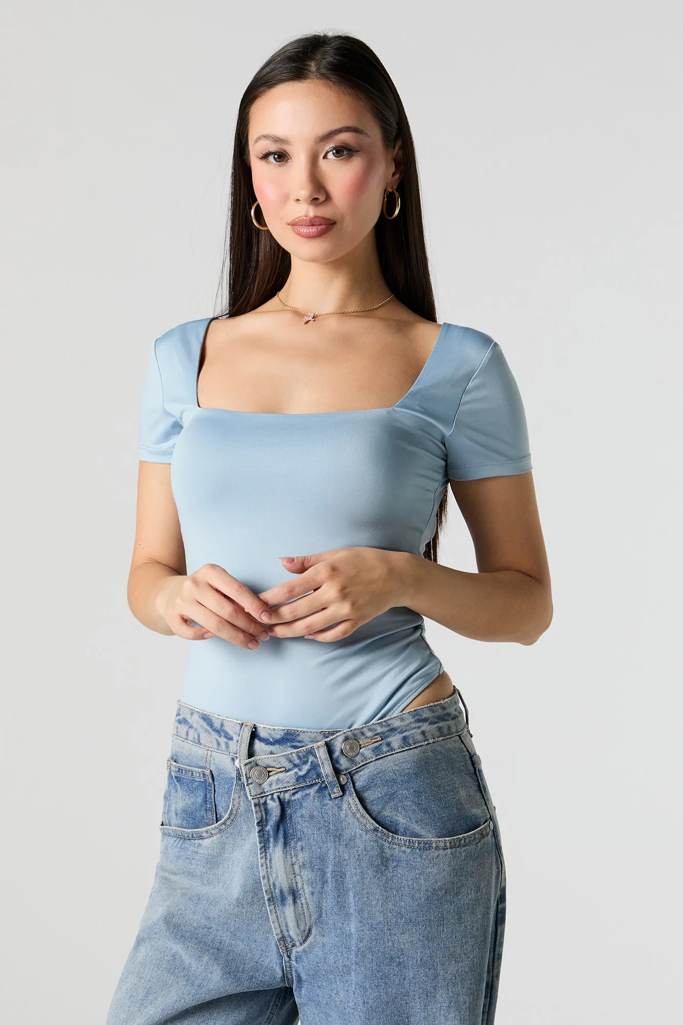 Maillot profilé à manches courtes avec encolure carrée sold by Urban Planet product image thumbnail 4