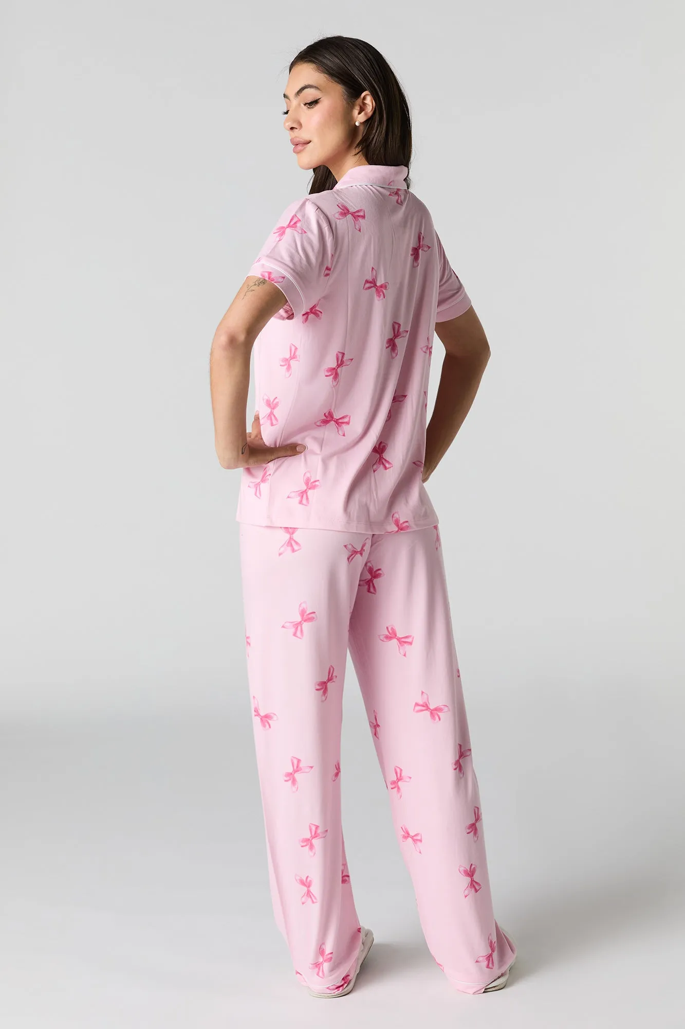 Ensemble-pyjama deux pièces à haut boutonné avec col et pantalon sold by Urban Planet product image thumbnail 4