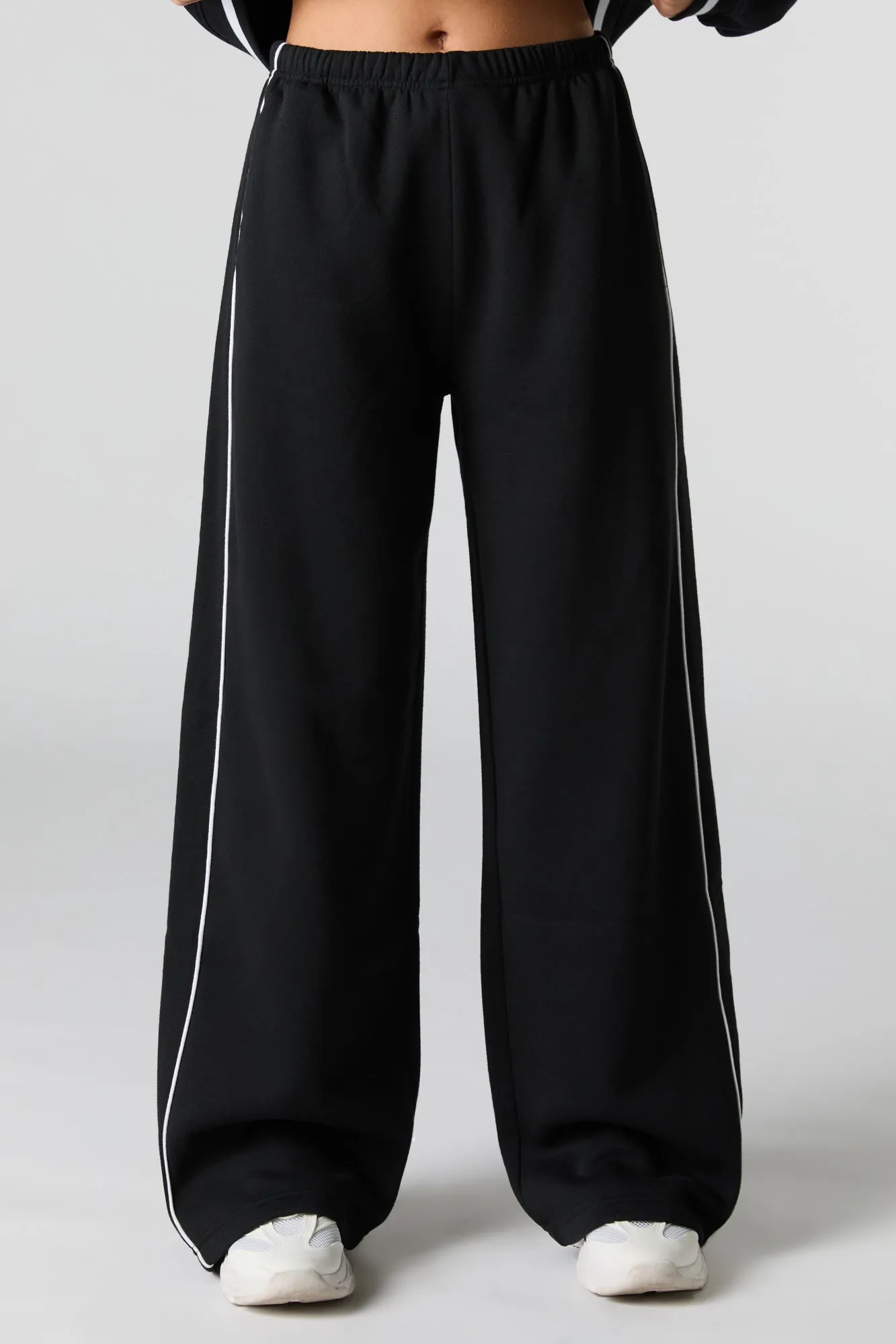 Side Piped Wide Leg Fleece Sweatpant sold by Urban Planet product image thumbnail 2