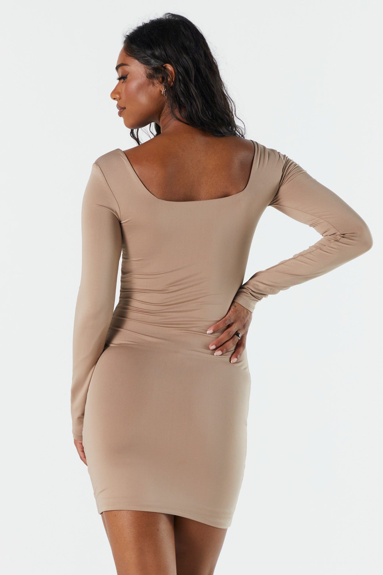 Minirobe profilée moulante à manches longues sold by Urban Planet product image thumbnail 2