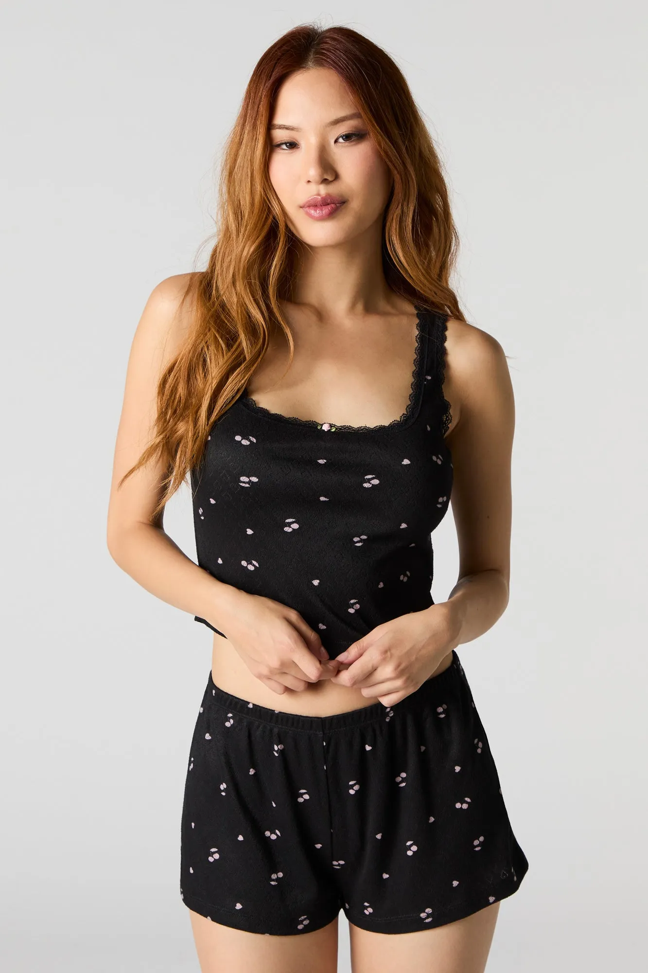 Ensemble-pyjama deux pièces camisole à bordure en dentelle et short imprimés sold by Urban Planet product image thumbnail 4