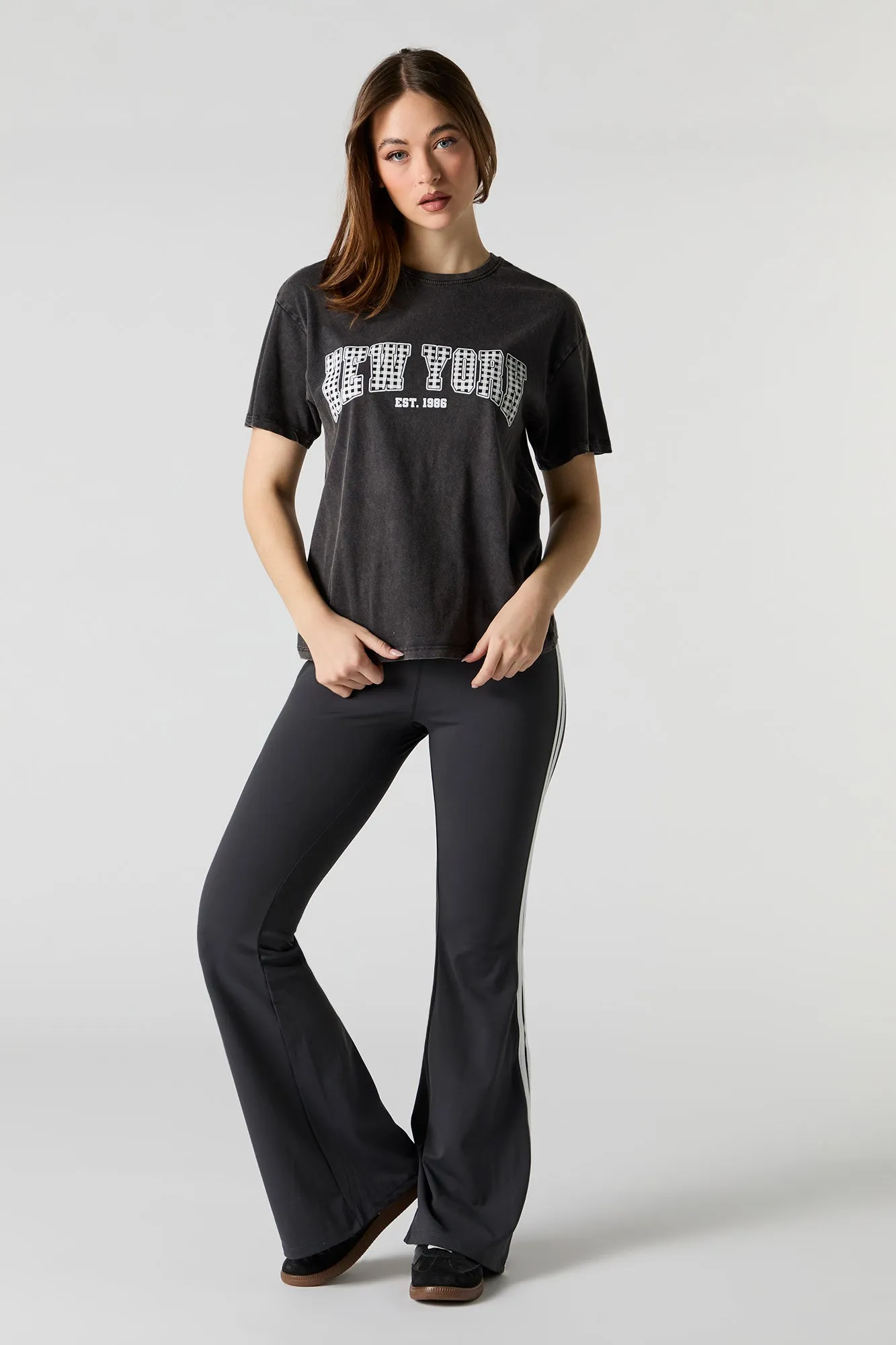 T-shirt de coupe garçonne à imprimé délavé New York sold by Urban Planet product image thumbnail 3