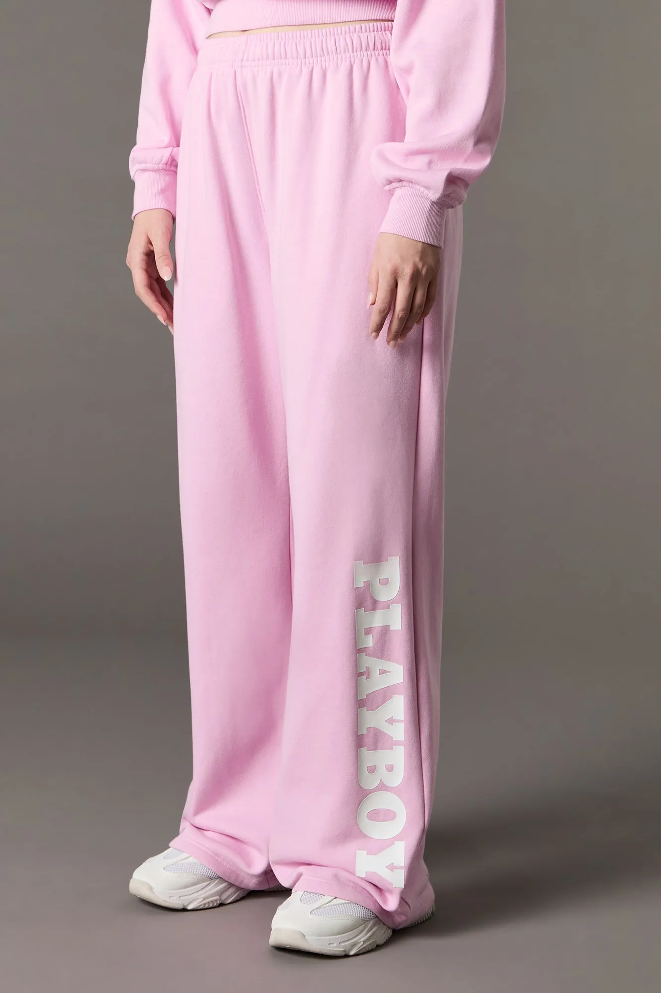 Pantalon en molleton à jambe large et imprimé Playboy sold by Urban Planet product image thumbnail 2