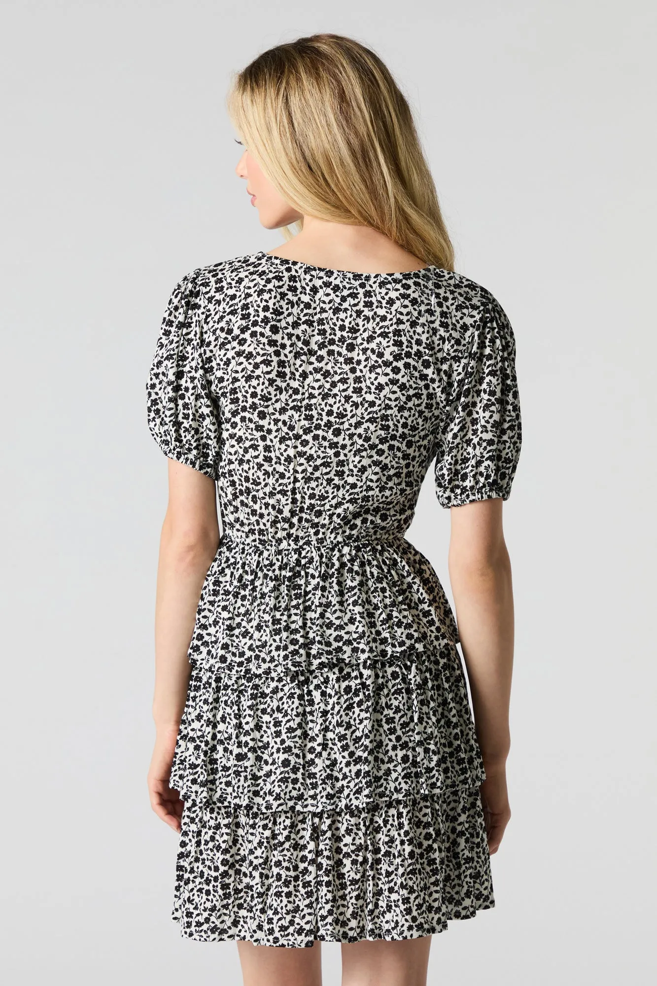 Floral Smocked Puff Sleeve Tiered Mini Dress sold by Urban Planet product image thumbnail 5