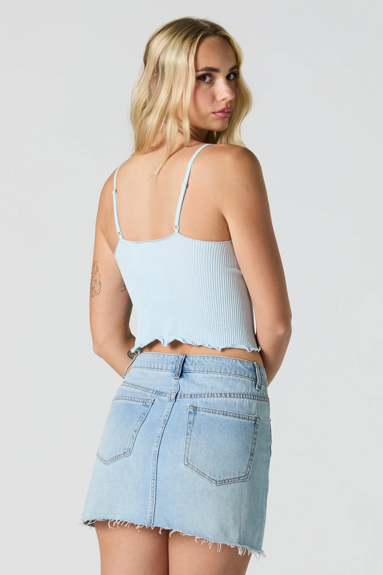 Camisole côtelée avec ourlet volanté et encolure en V sold by Urban Planet product image thumbnail 2