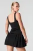 Minirobe plissée à encolure carrée sold by Urban Planet