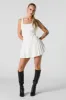 Minirobe plissée à encolure carrée sold by Urban Planet