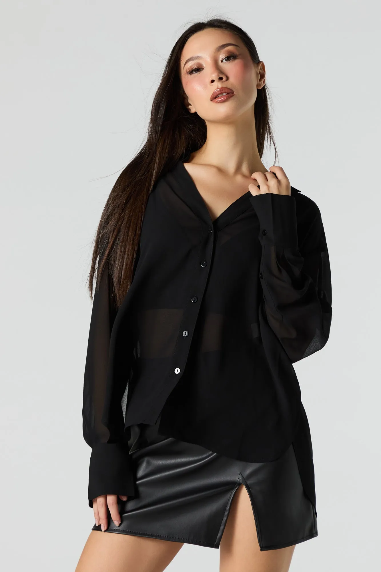 Haut boutonné en filet à manches longues sold by Urban Planet product image thumbnail 4