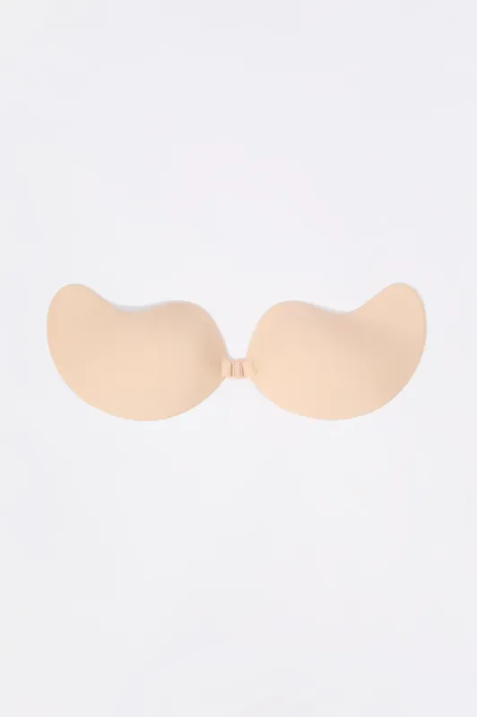 Soutien-gorge auto-adhésif en forme d'ailes sold by Urban Planet