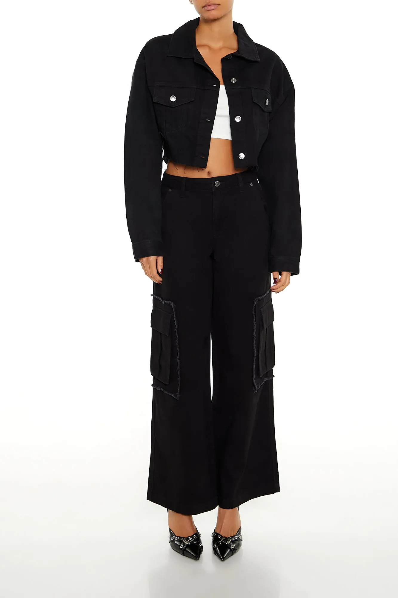 Blouson en denim court avec chaîne et pierres du Rhin sold by Urban Planet product image thumbnail 3