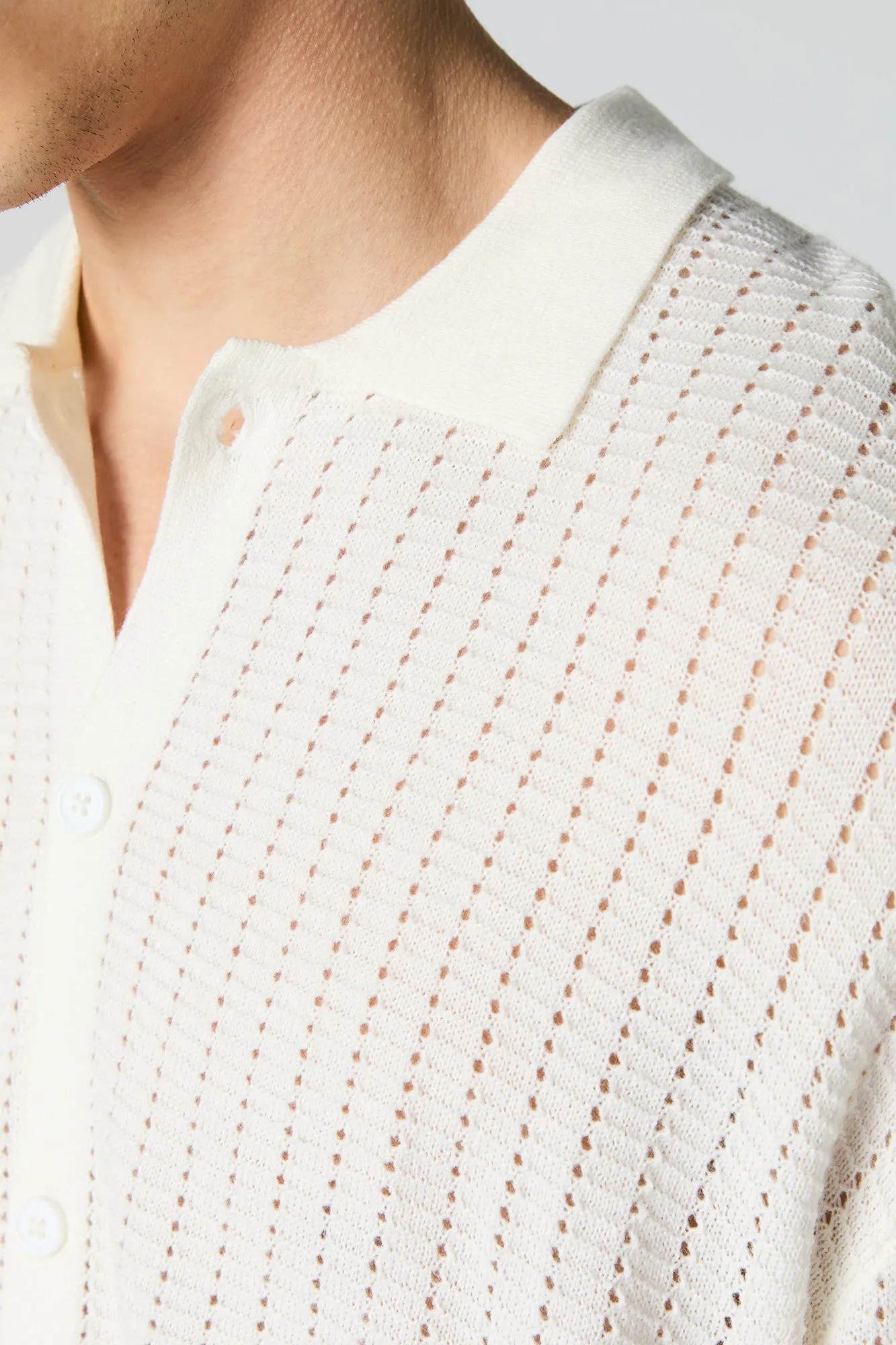 Haut boutonné à manche courte en tricot ouvert sold by Urban Planet product image thumbnail 4