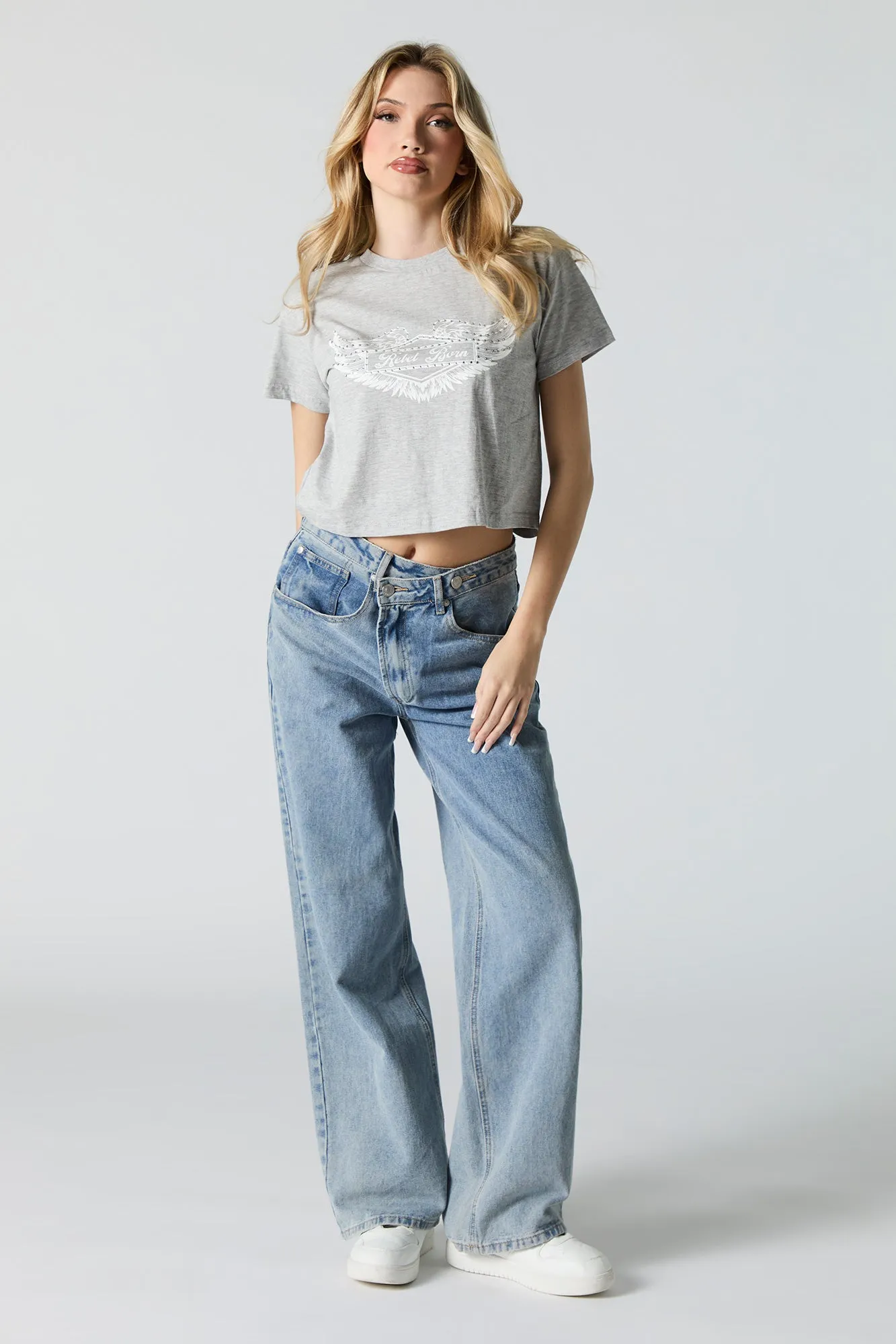 T-shirt écourté à motif Rebel Born en pierres du Rhin sold by Urban Planet product image thumbnail 3