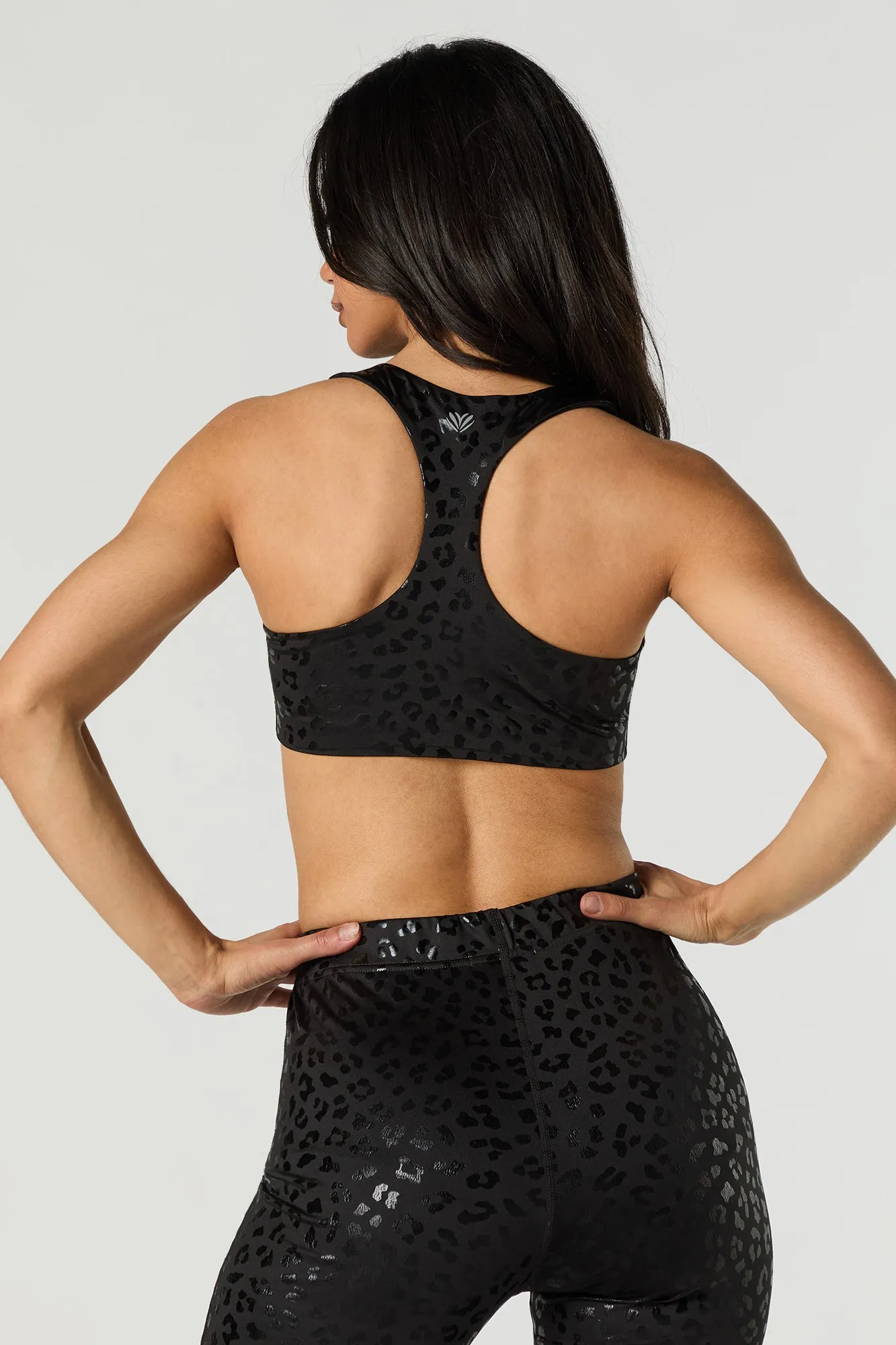 Soutien-gorge sport à imprimé de guépard Active sold by Urban Planet product image thumbnail 2