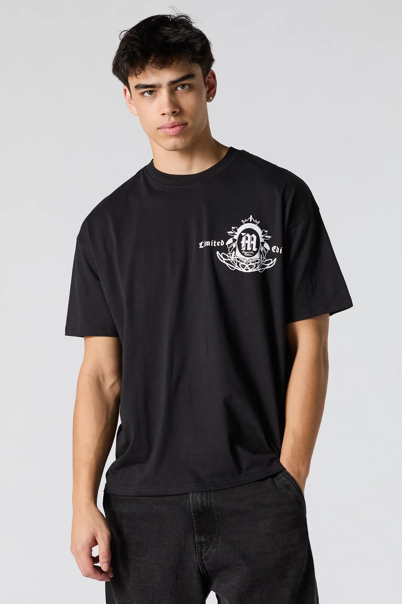 T-shirt décontracté à imprimé Limited Edition sold by Urban Planet product image thumbnail 2