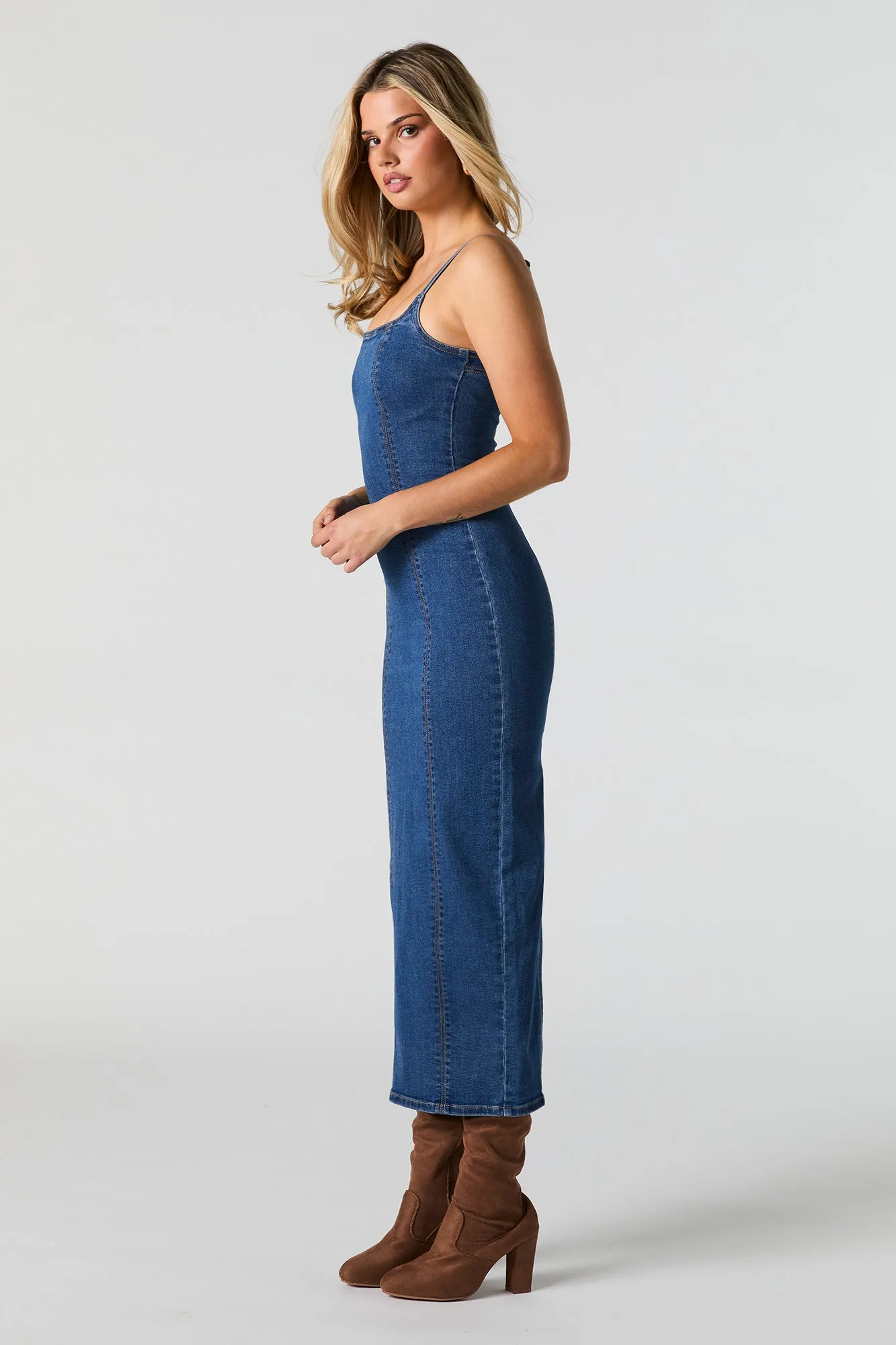 Robe midi Bodycon en denim avec fente au dos sold by Urban Planet product image thumbnail 2