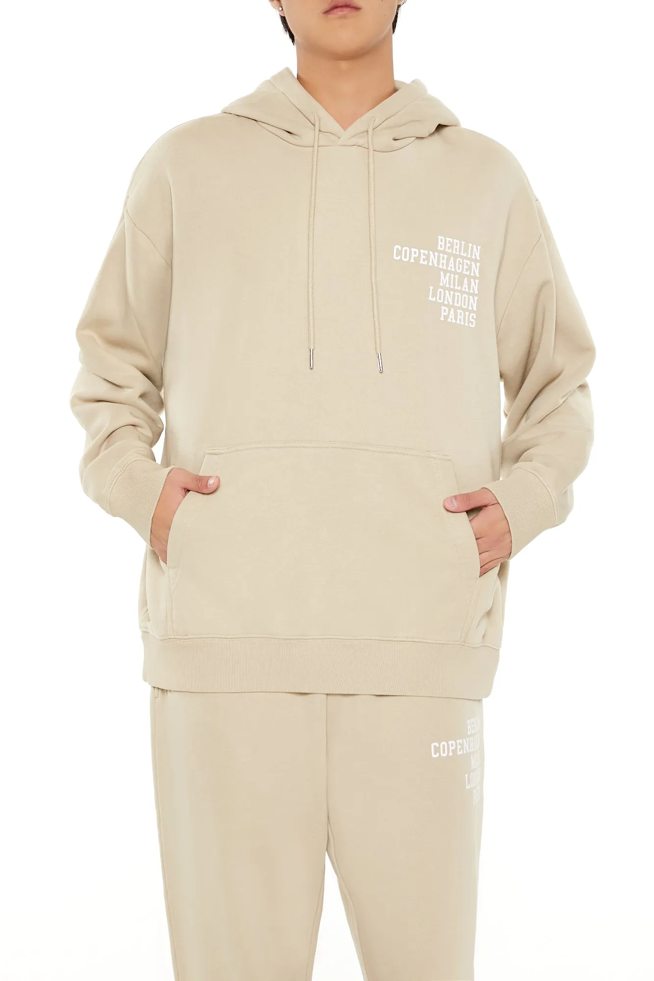 Jogger à imprimé European City Names sold by Urban Planet