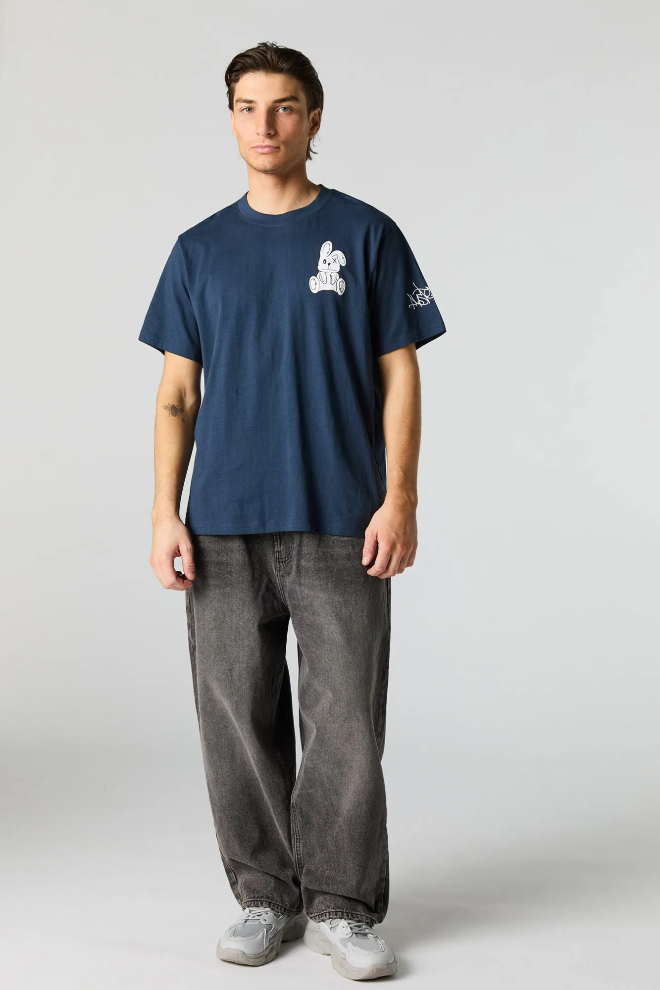 T-shirt à imprimé Graffiti Bunny sold by Urban Planet product image thumbnail 3