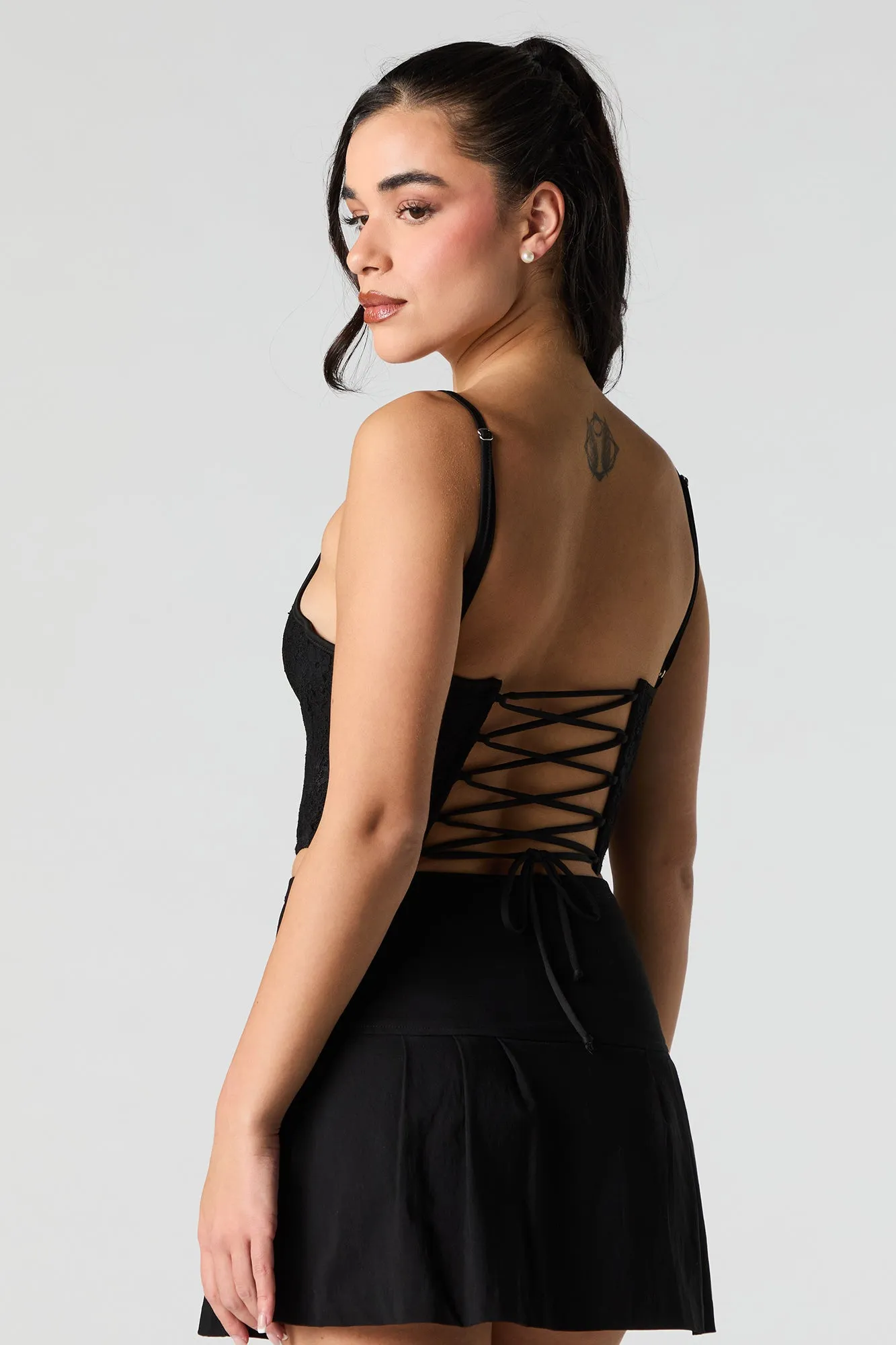 Haut corset avec dentelle et lacé au dos sold by Urban Planet product image thumbnail 5