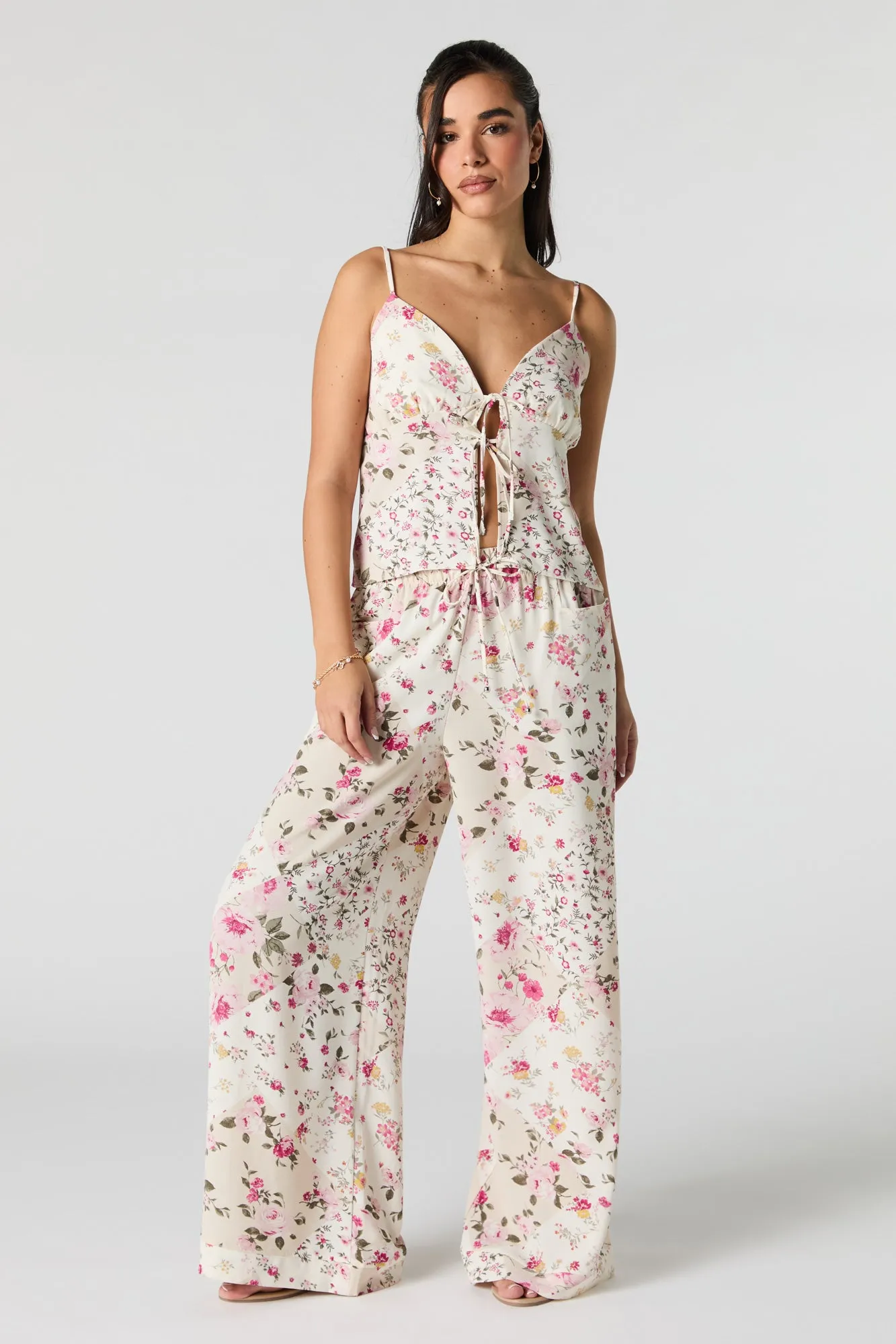 Camisole volantée avec attache sold by Urban Planet product image thumbnail 3