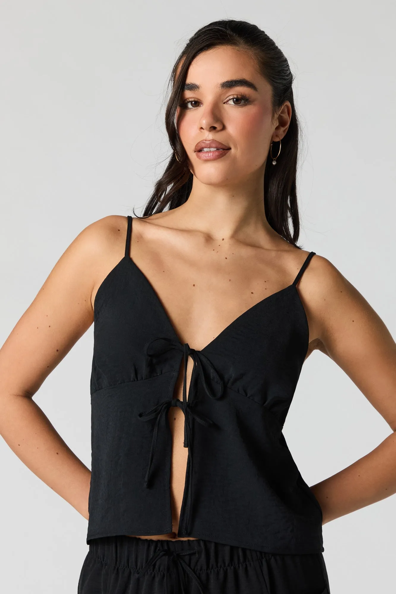 Camisole volantée avec attache sold by Urban Planet product image thumbnail 4