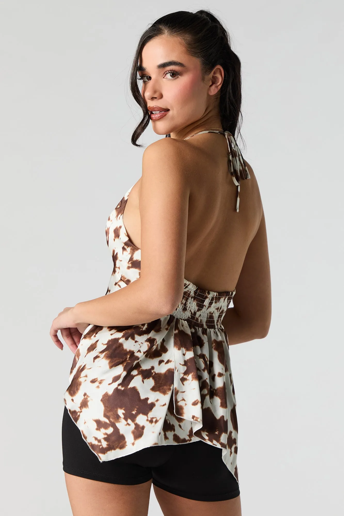 Haut bain-de-soleil asymétrique en satin sold by Urban Planet product image thumbnail 2