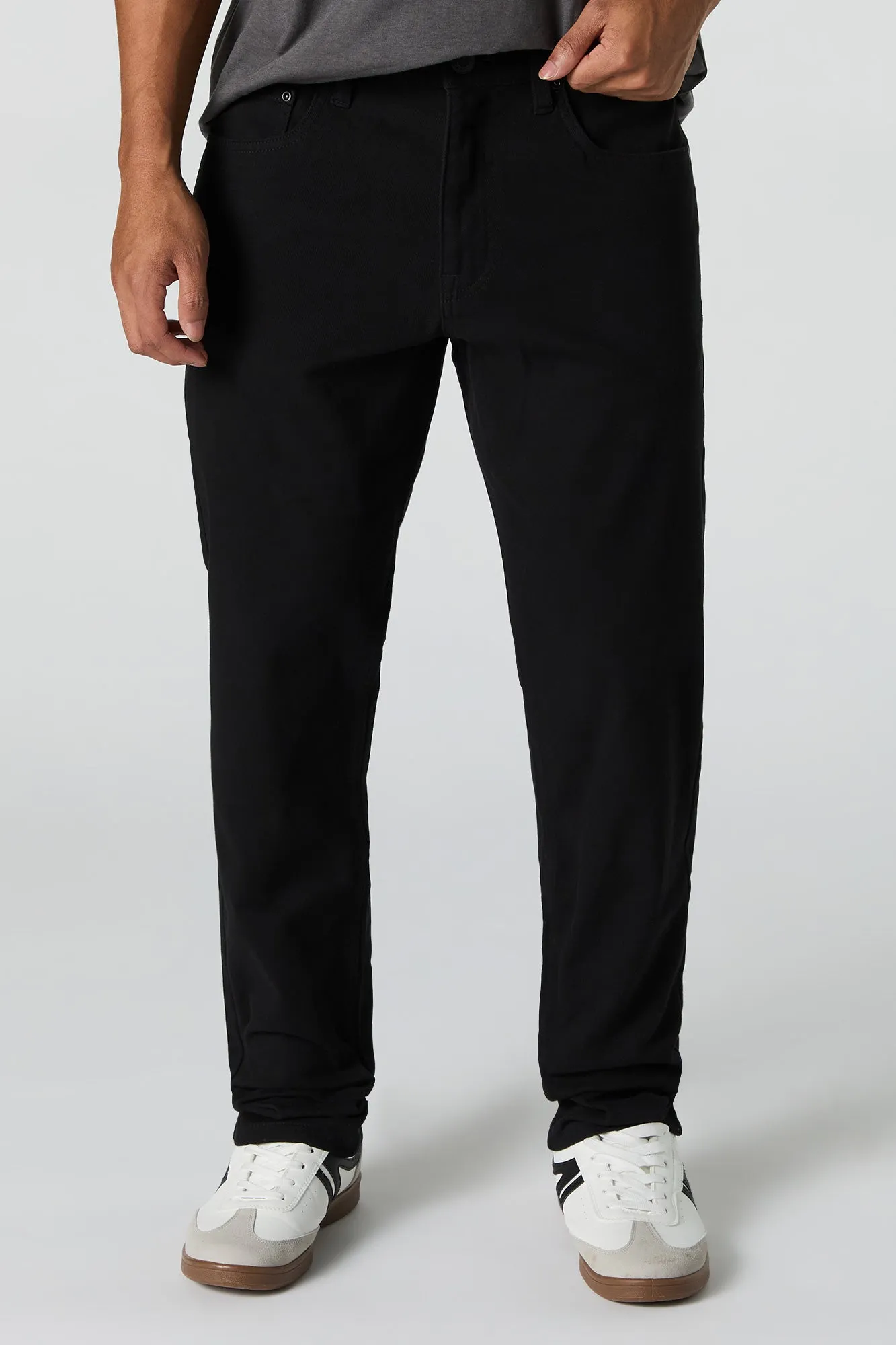 Jean Athlétique délavé noir sold by Urban Planet